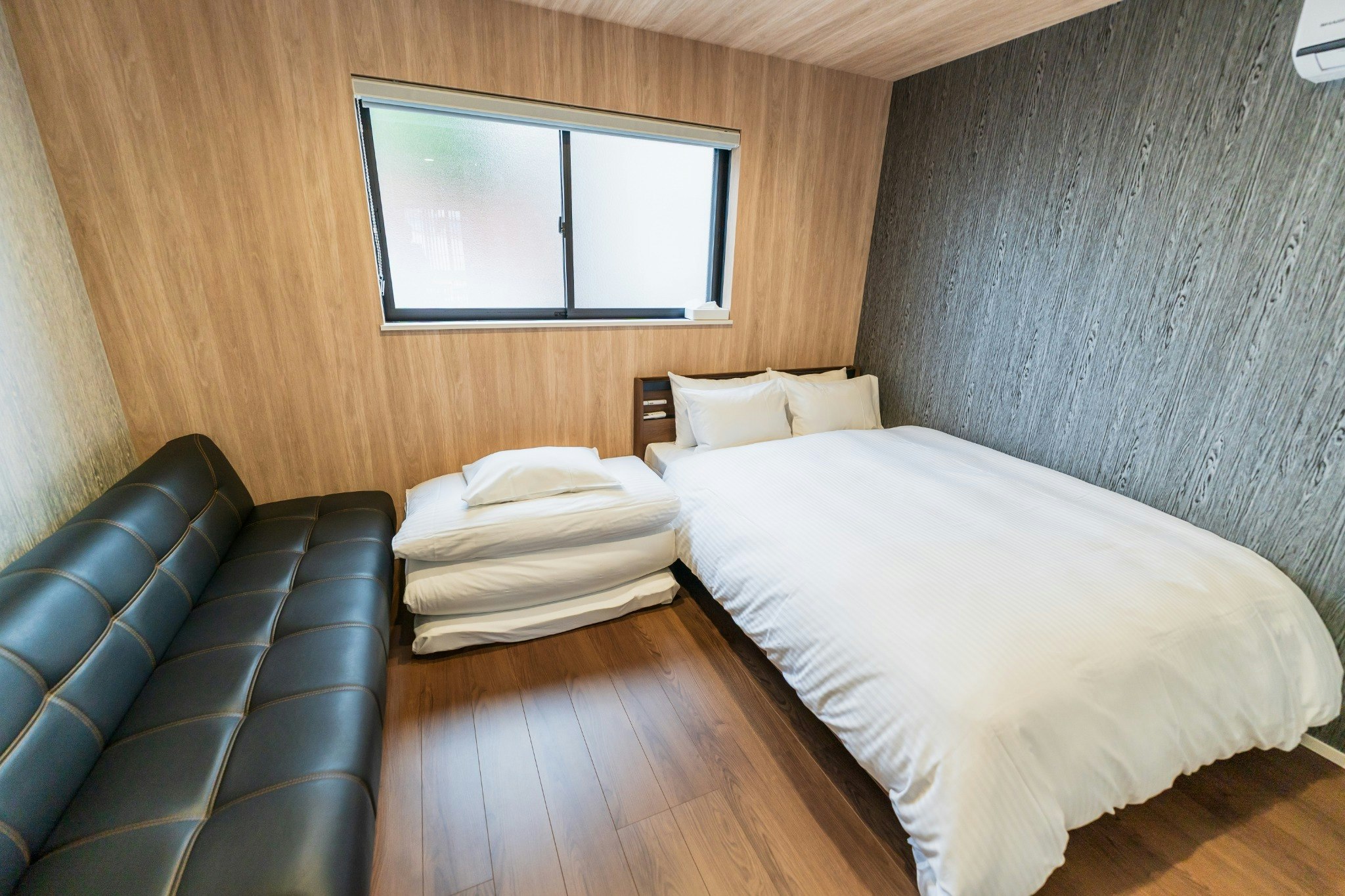 【OPEN SALE】 Flower Base Botan 広々バルコニー付き