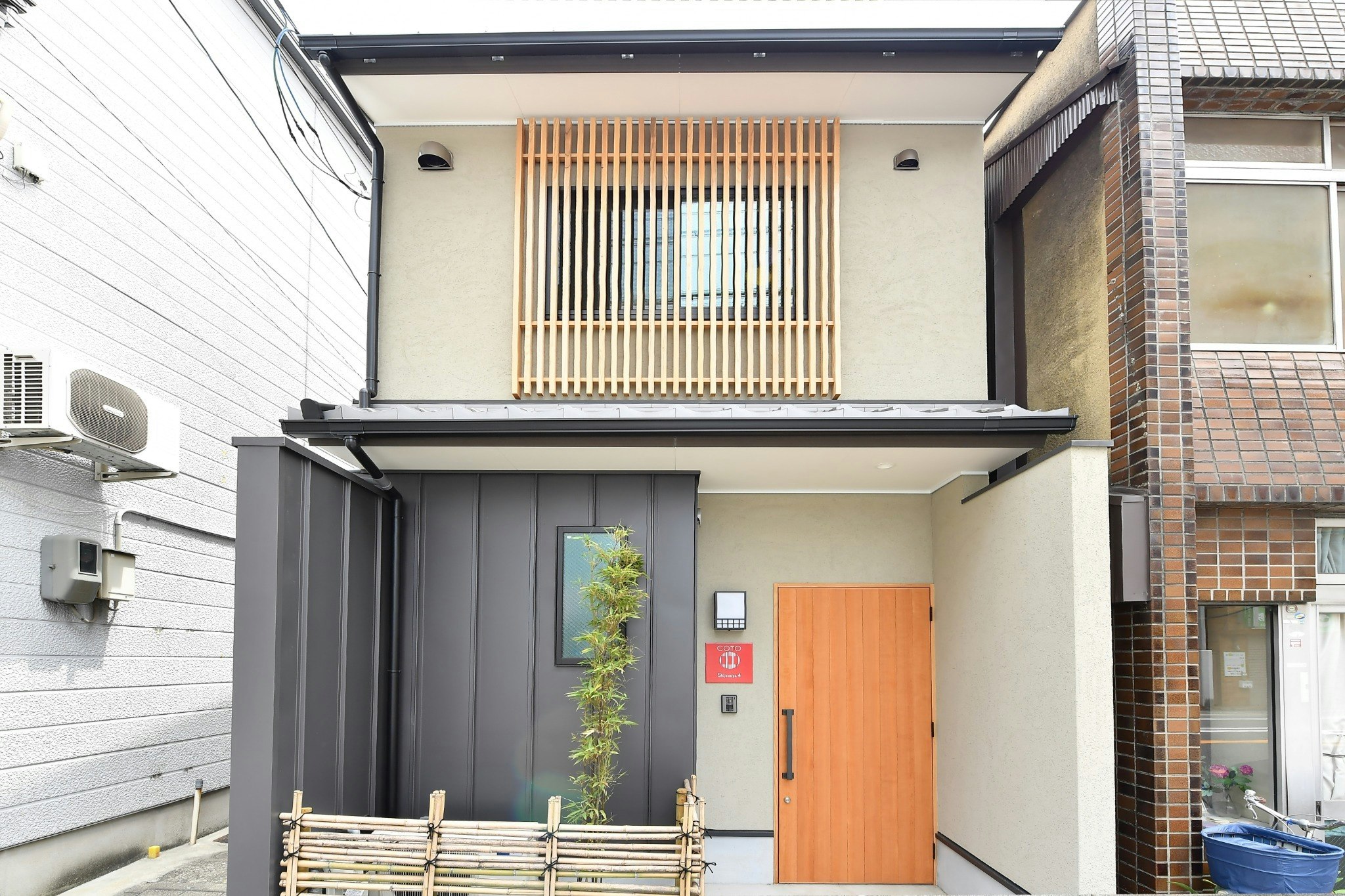 観光・交通・生活設備が充実した京都市中心部のバケーションホームで、家族連れや長期滞在にも最適な宿泊体