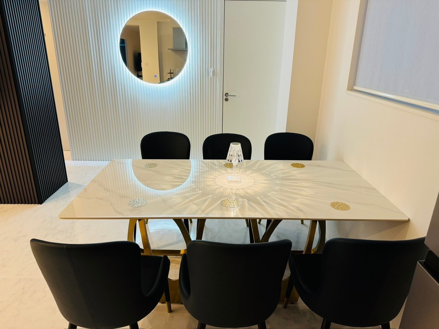 Luxury Hills/民泊のnull