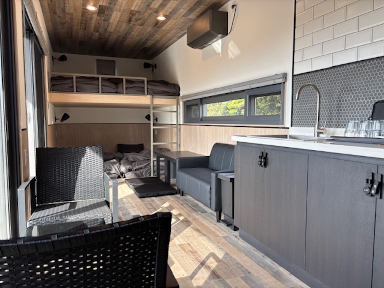 House#014 唐津・貸し切りトレーラーハウスで珍しい宿泊体験を!海鮮BBQ・朝市 のnull