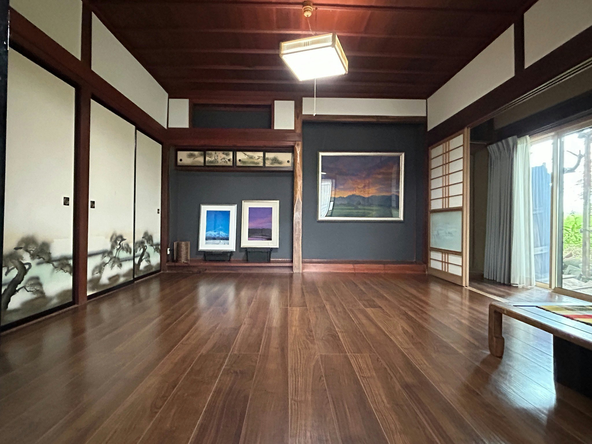 田園風景に囲まれた一軒家、満天の星空がお出迎え