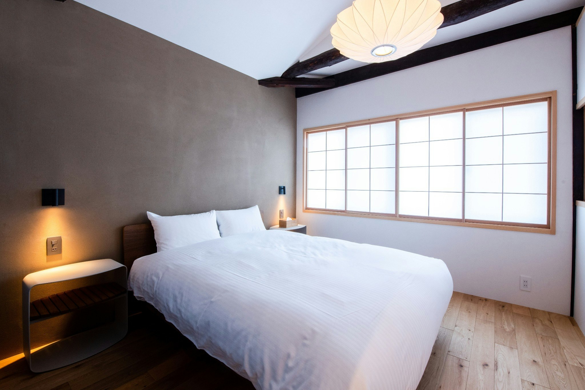 【佳町・邸】デザイナーズ住宅、NEW OPEN|北野天満宮・円町|寝室4|トイレ3|浴室2|庭付き