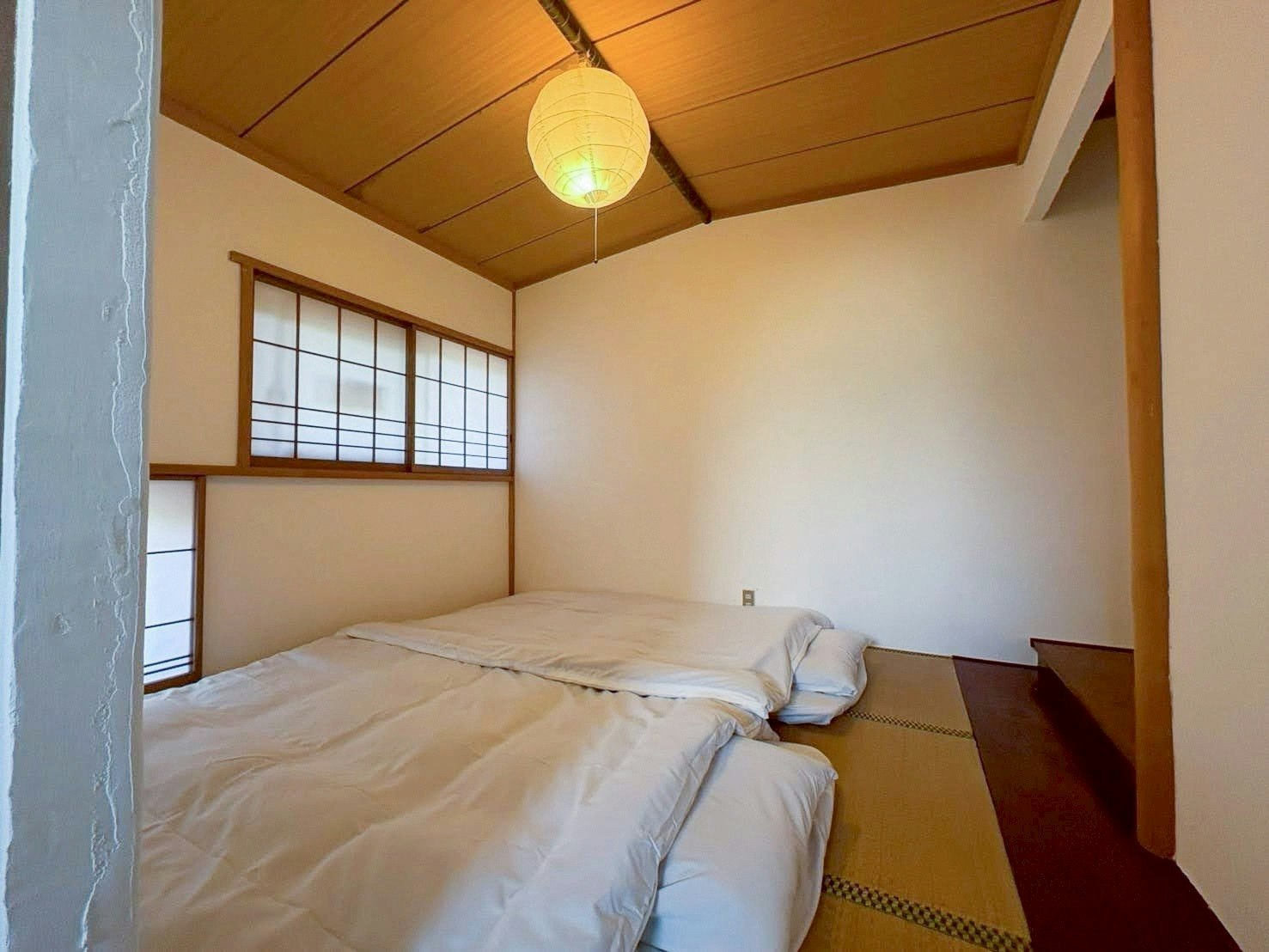 【鳴沢村/河口湖】富士山近く!6名泊まれる自然豊かな一棟宿/サウナ&BBQセット有/リトリート