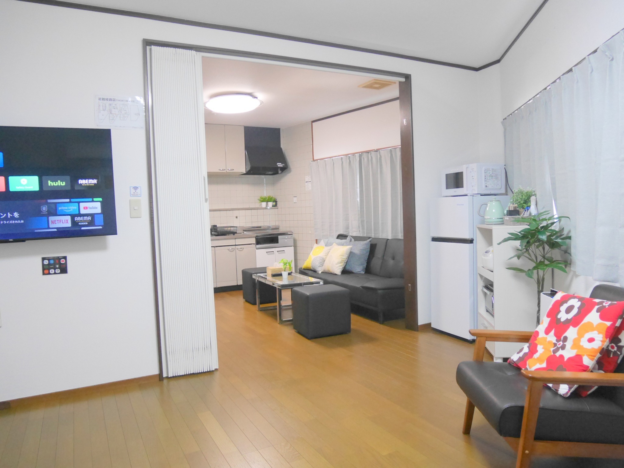 屋上BBQ可!15人宿泊可!寝室4部屋!広々125m2!カラオケルーム有!楽器演奏可!駐車場あり
