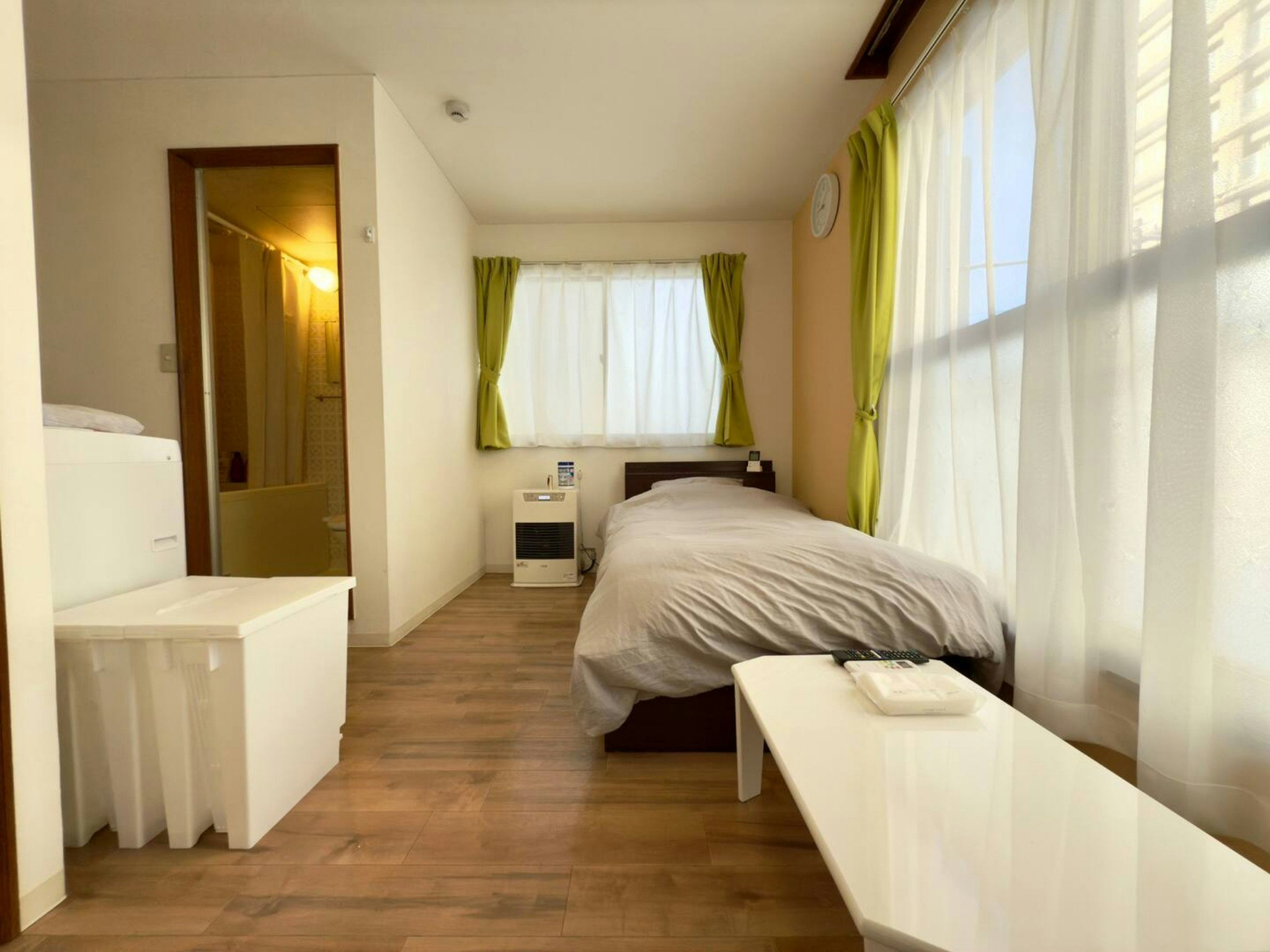 【禁煙】【2-6】大通駅まで地下鉄で4駅!美室のリフォーム済みアパートメント