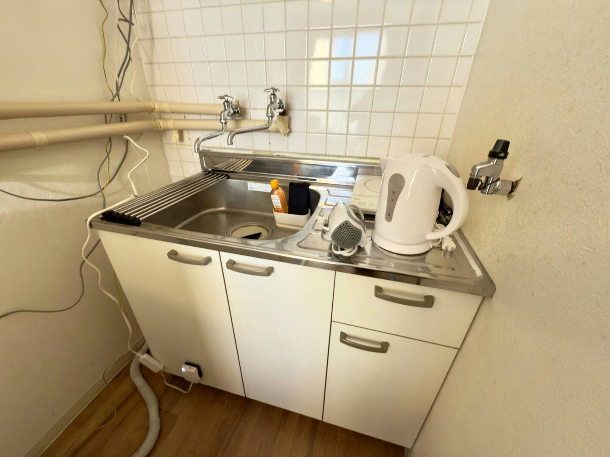 【禁煙】【2-6】大通駅まで地下鉄で4駅!美室のリフォーム済みアパートメント