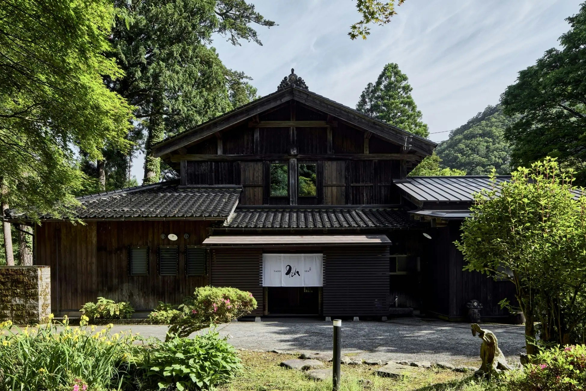 【本邸】「下里 Kudari」築180年古民家 1棟貸切+専用サウナ付き