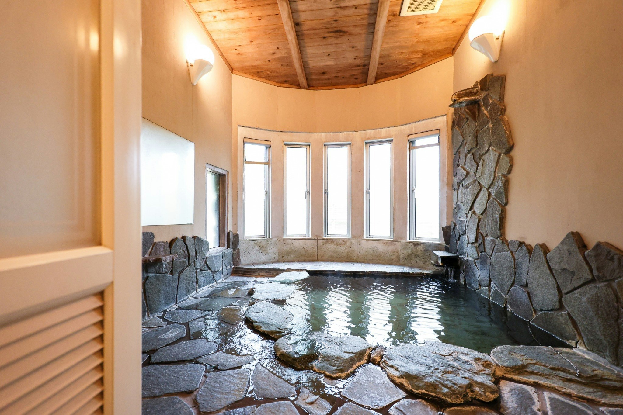 ツイン4室あります