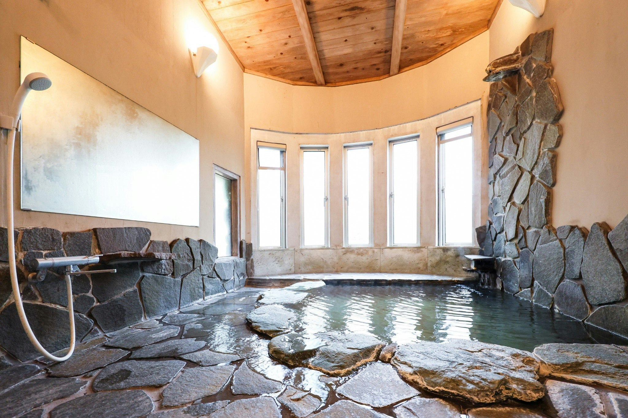 ツイン4室あります