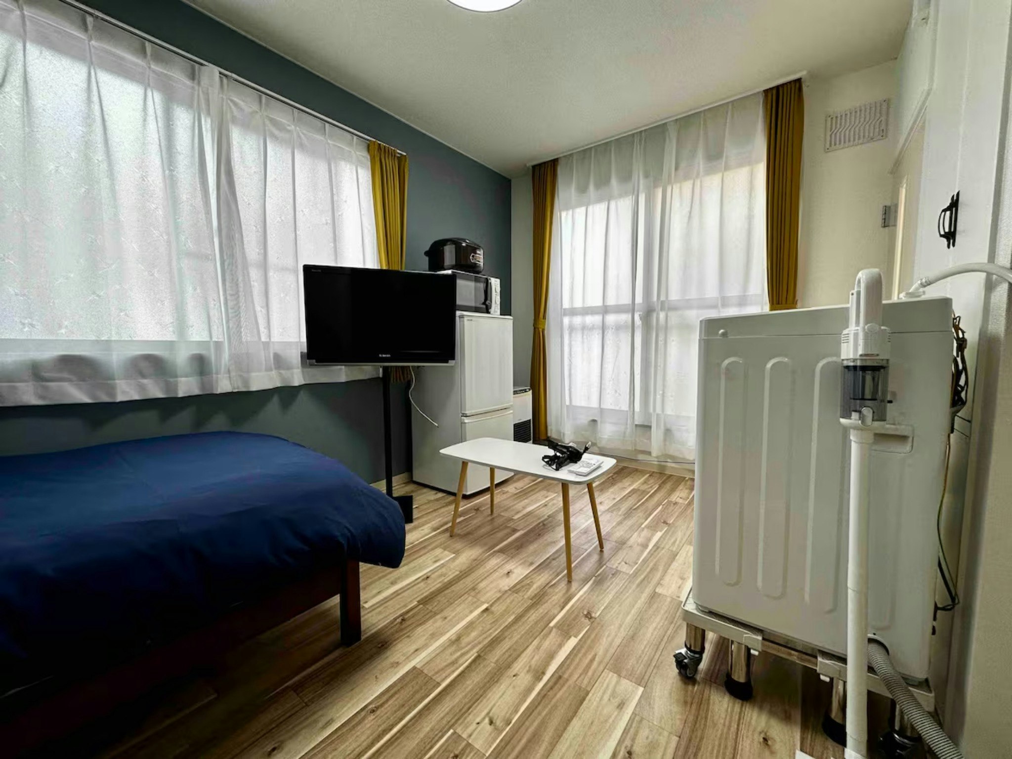 【10】地下鉄徒歩7分のレトロアパートメント 格安滞在可能