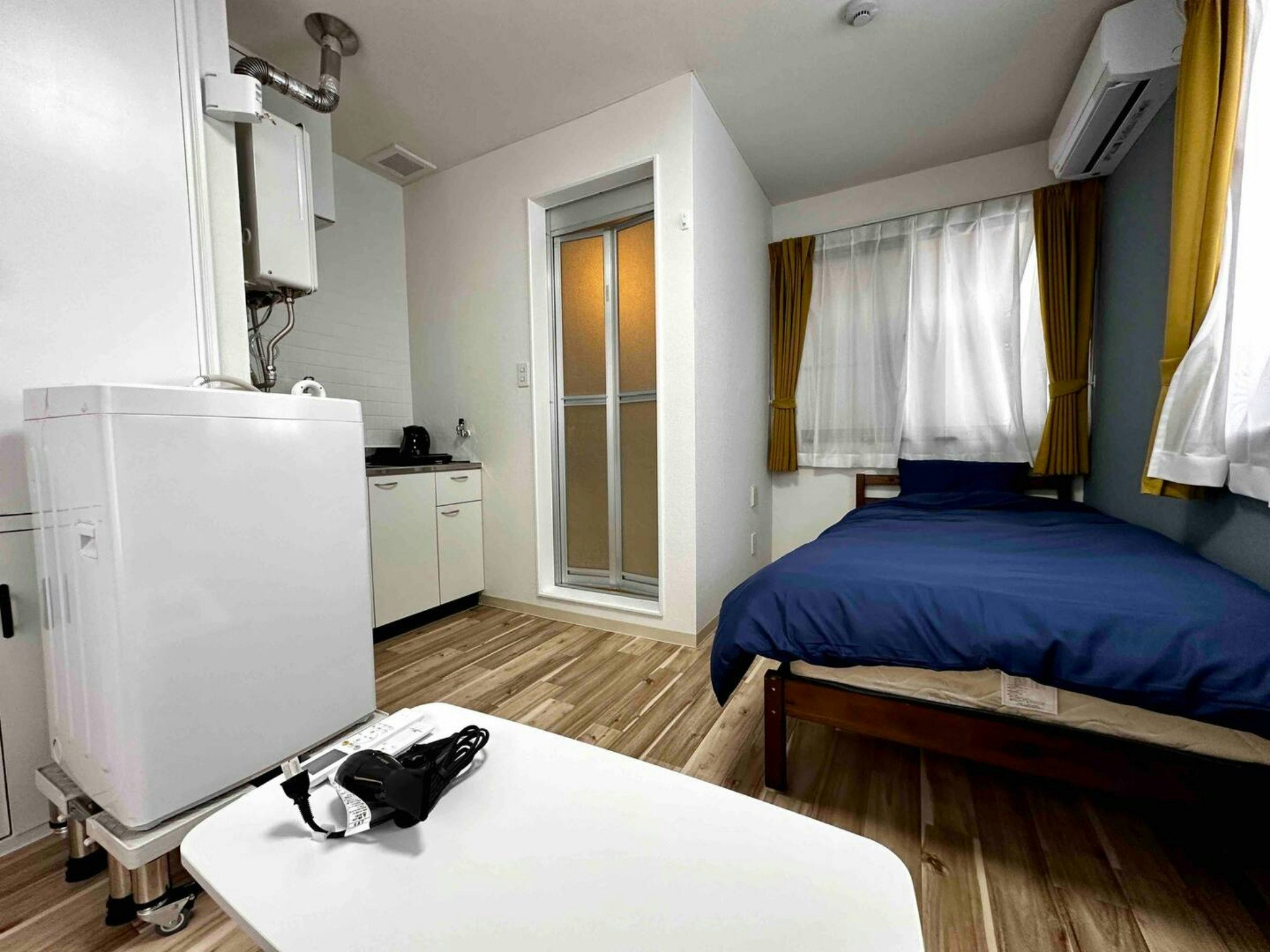 【10】地下鉄徒歩7分のレトロアパートメント 格安滞在可能