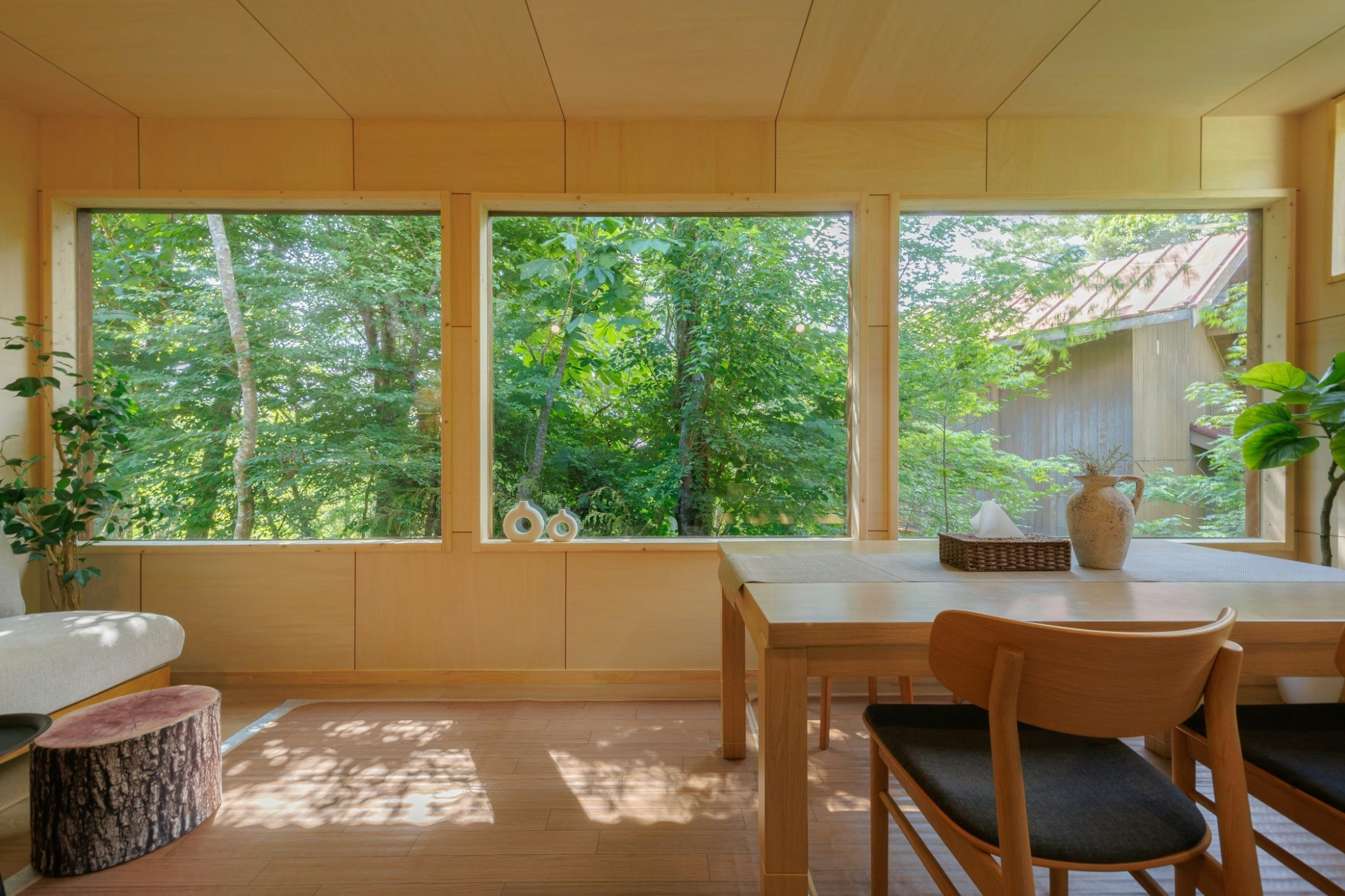 山中湖パノラマ台まで車で2分/4名/サンルーム有/無印良品の寝具/ワーケーション Cooee山中湖