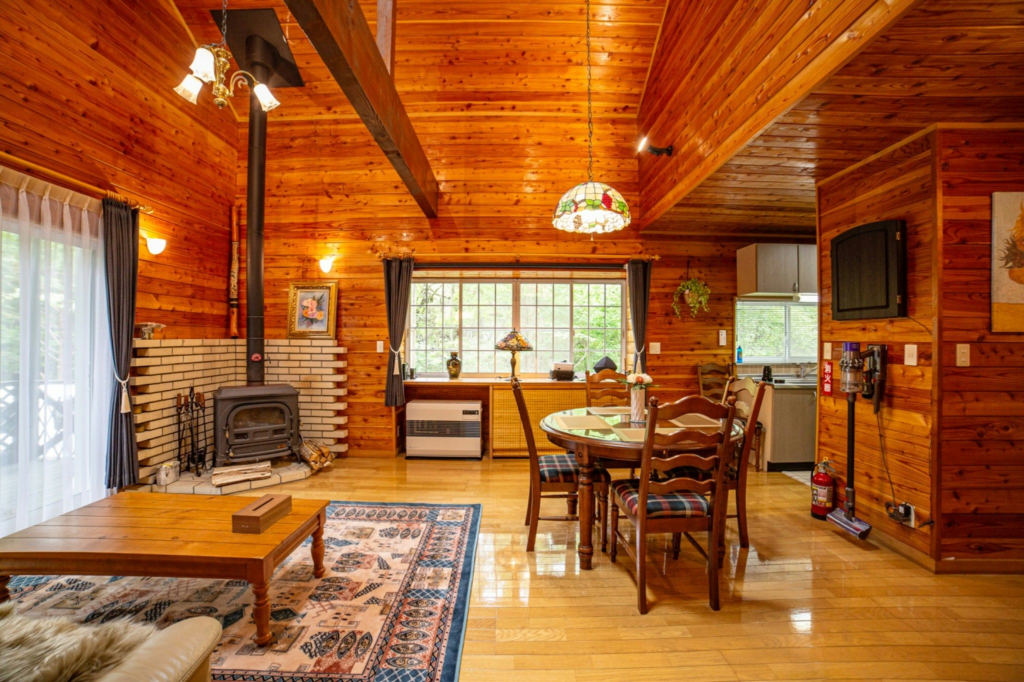 Villa016#鳥の街77#北軽井沢木の香りに包まれる癒しの森#R-651F3A