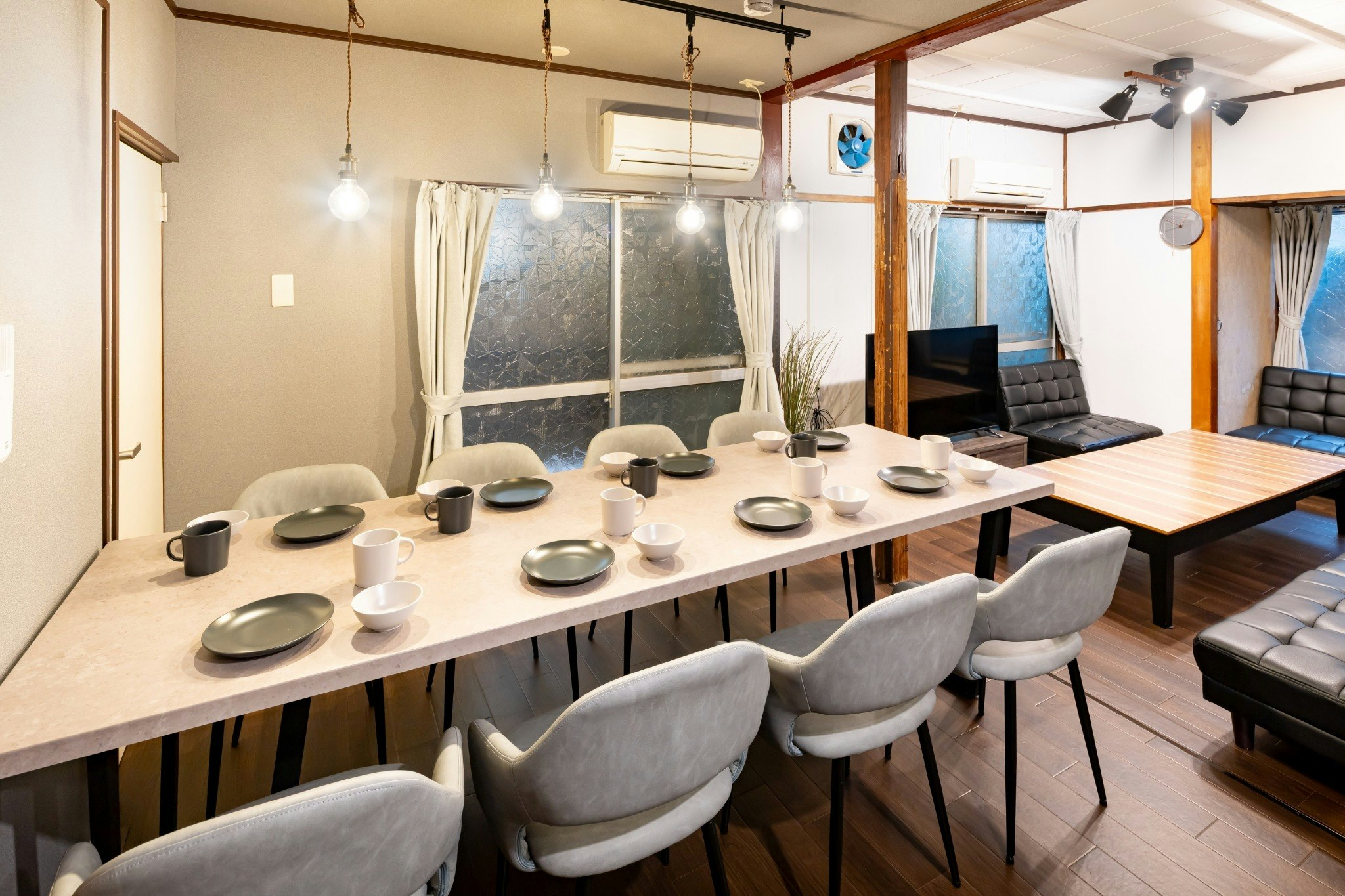 戸建て4LDK!16人宿泊可能!池袋駅から電車で8分、中板橋駅から徒歩5分!