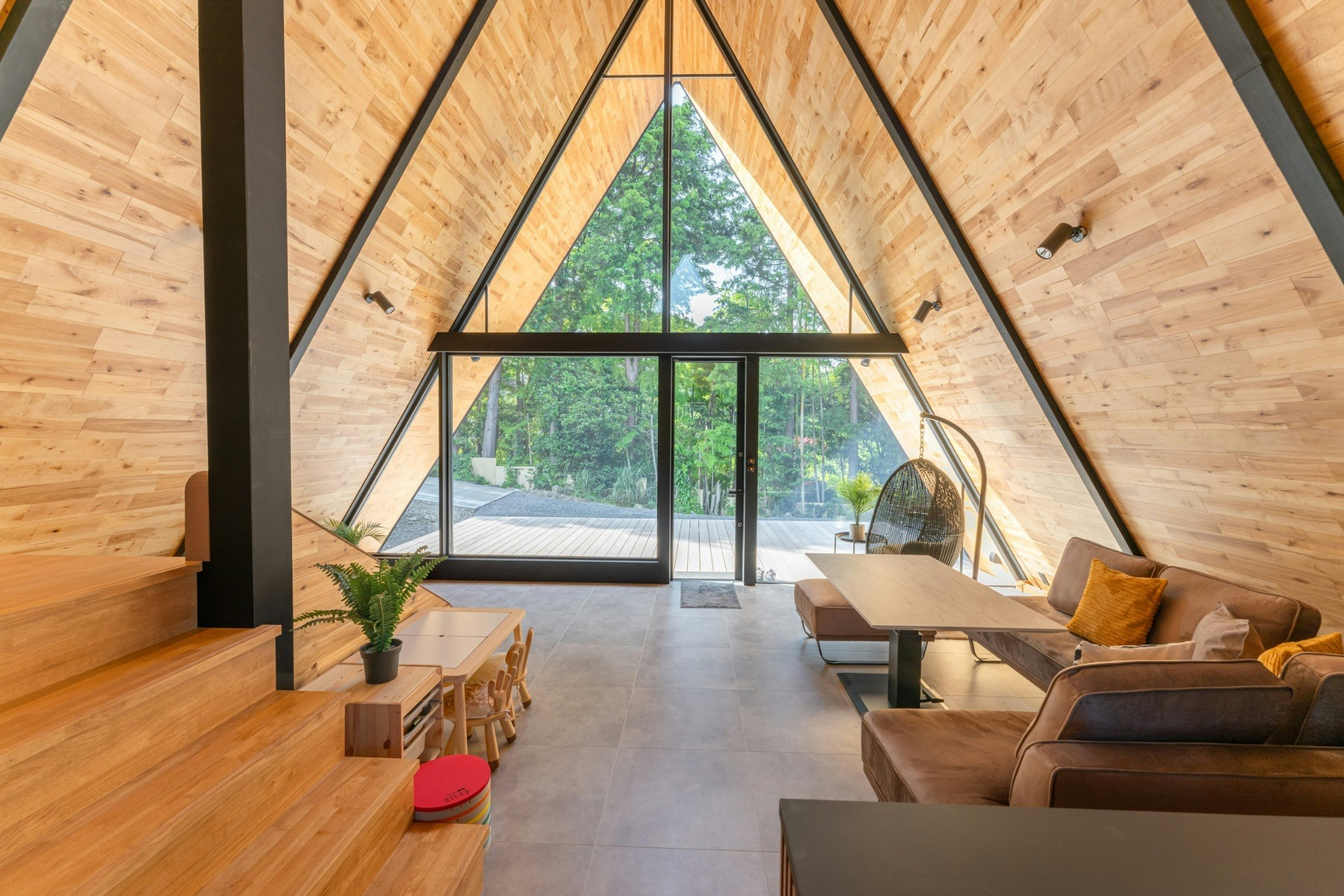 景色を切り取る/特別な別荘/半露天風呂