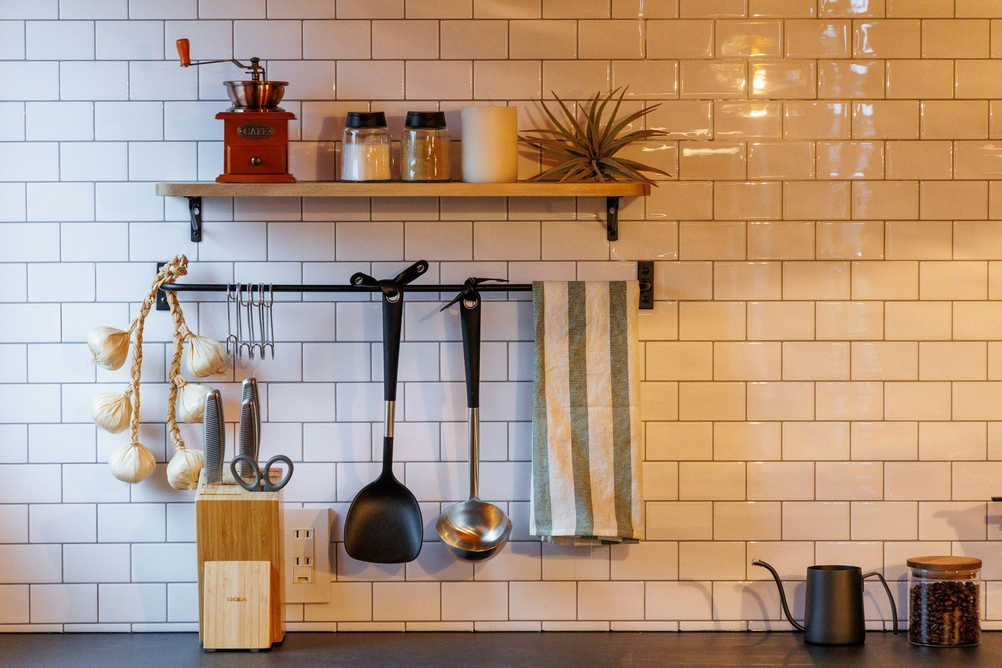 誰もが魅了される桜島ブルーを満喫する隠れ家一棟貸し。家族、友人との団らんにお勧めです。