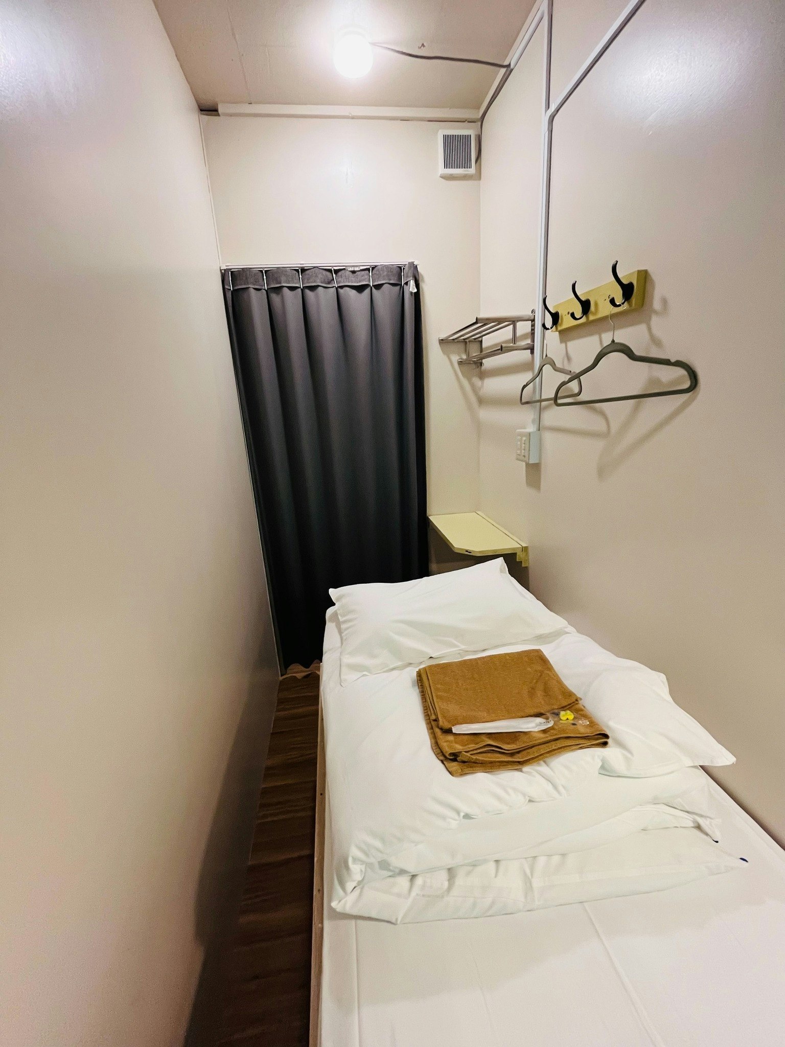 シングルキャビン