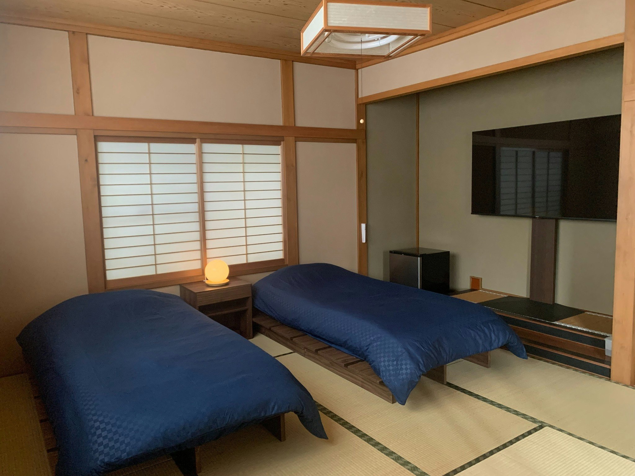 畳の温もり感じる和洋室