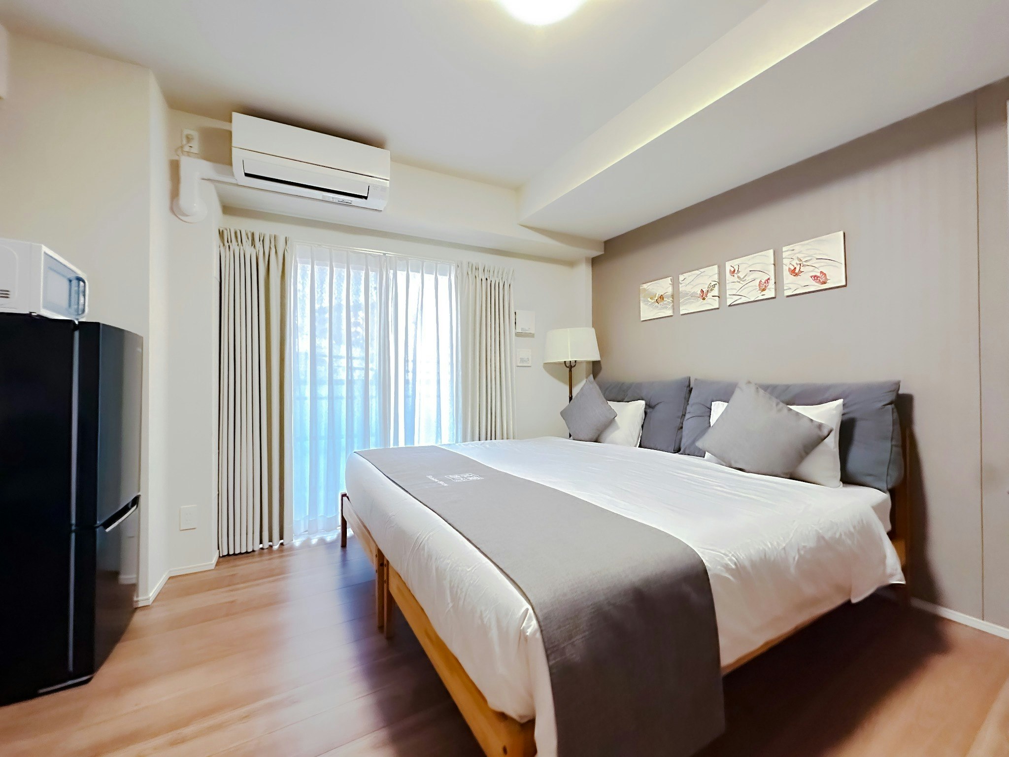 ツイン/ダブルルーム(301)