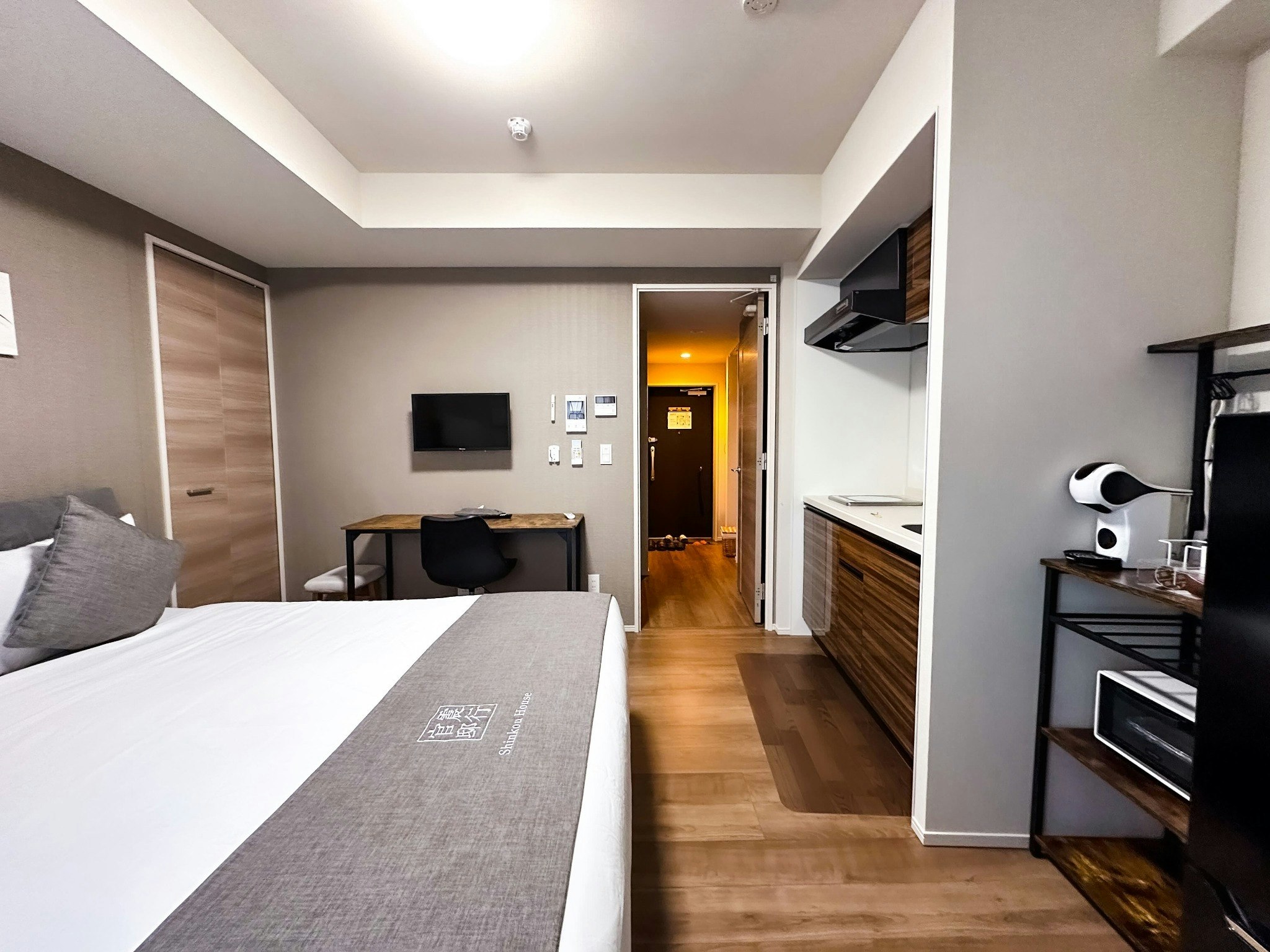 ツイン/ダブルルーム(301)