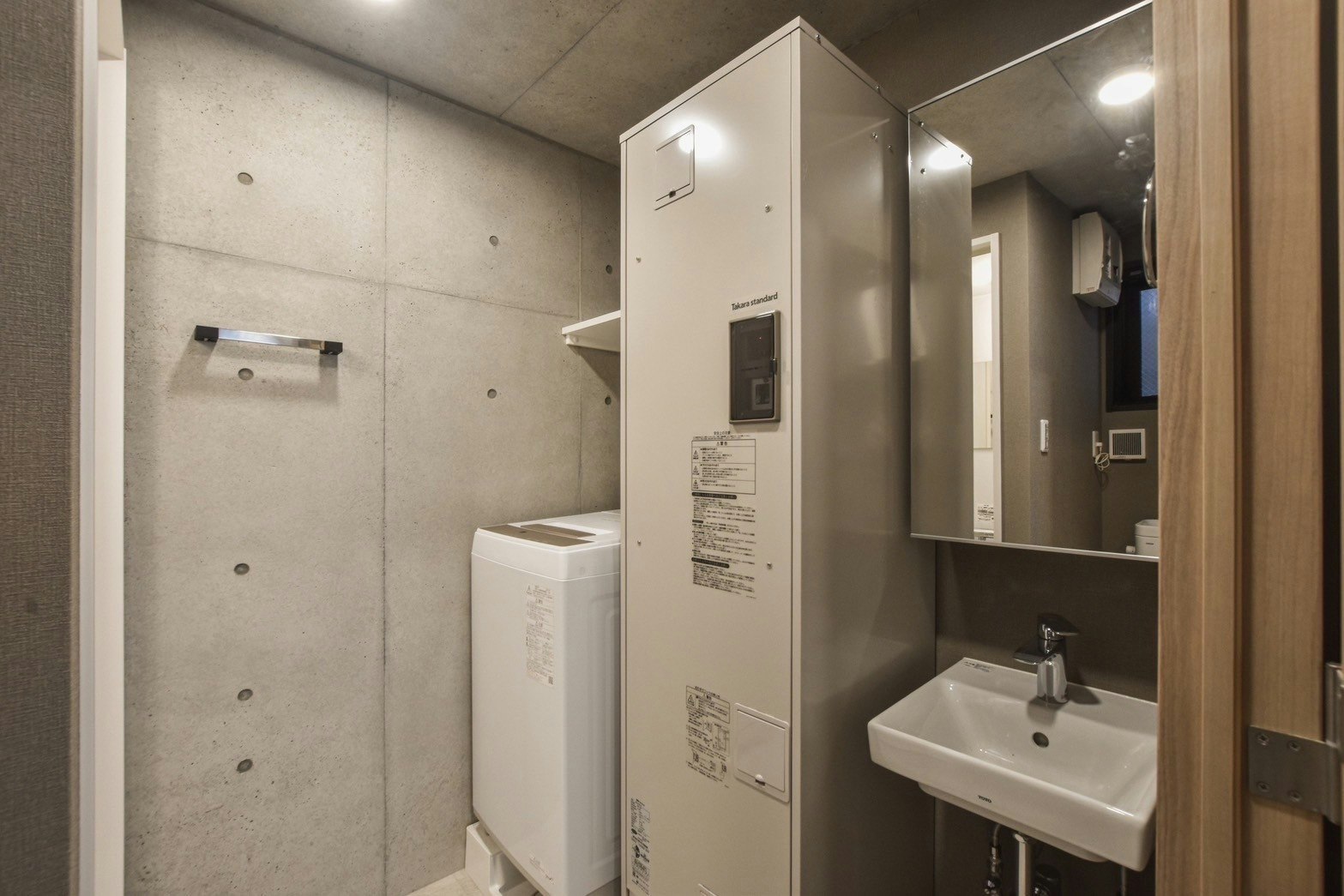 東京スカイツリーまで徒歩9分/押上駅から徒歩7分/最大2名宿泊可能/観光に便利/101