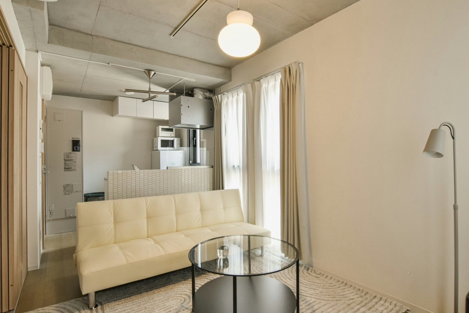 東京スカイツリーまで徒歩9分/押上駅から徒歩7分/最大4名宿泊可能/観光に便利/102