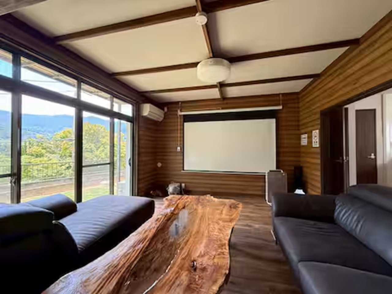 神奈川県足柄下郡・湯河原町のまるまる貸切の一軒家