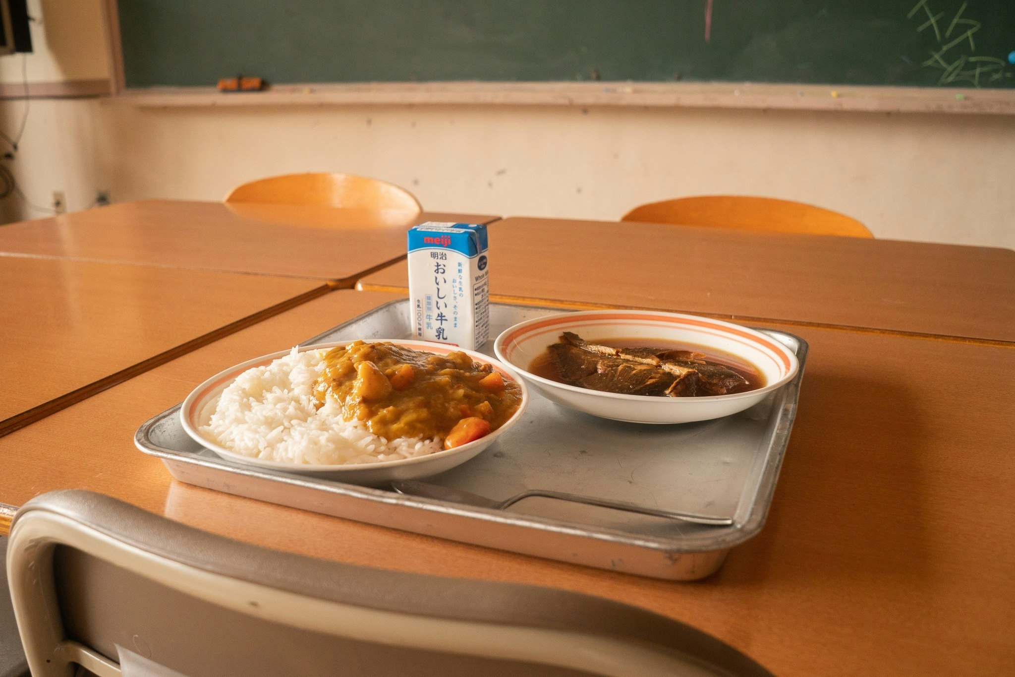 (男性部屋)【あなたも1日生徒に?】懐かしの給食×廃校ステイ(ドミトリー・夕朝食付き)