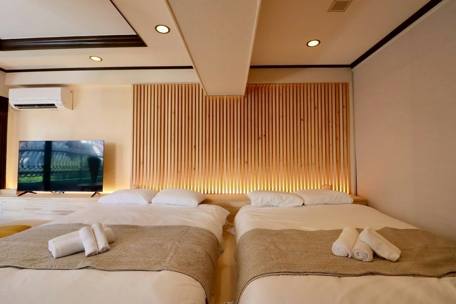 新宿駅まで徒歩圏内の好立地な2LDK物件/最大12名様宿泊可能/オシャレ空間【広々一部屋貸切】