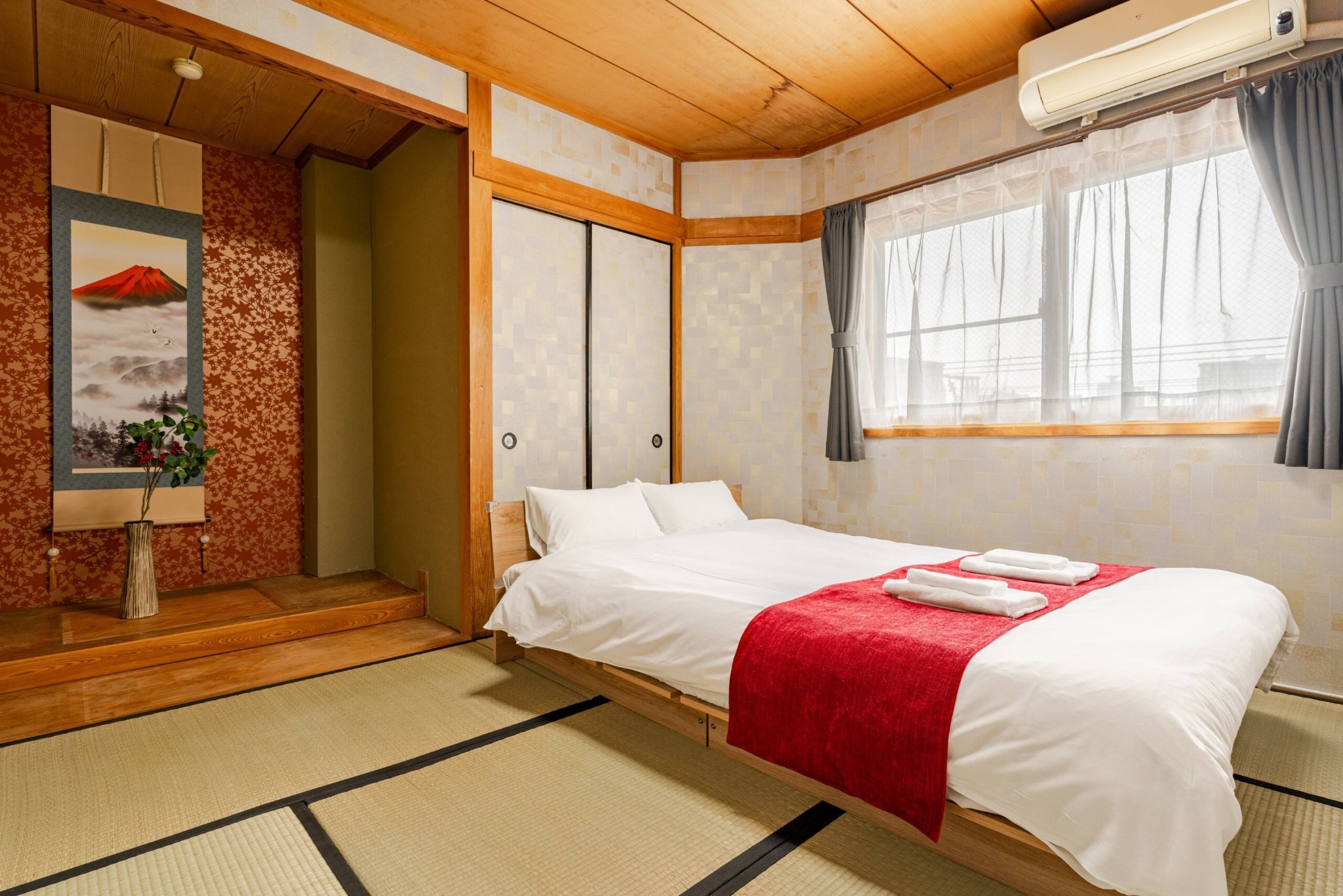 梅田駅まで電車で2分!MAX16人/2トイレ/FN51