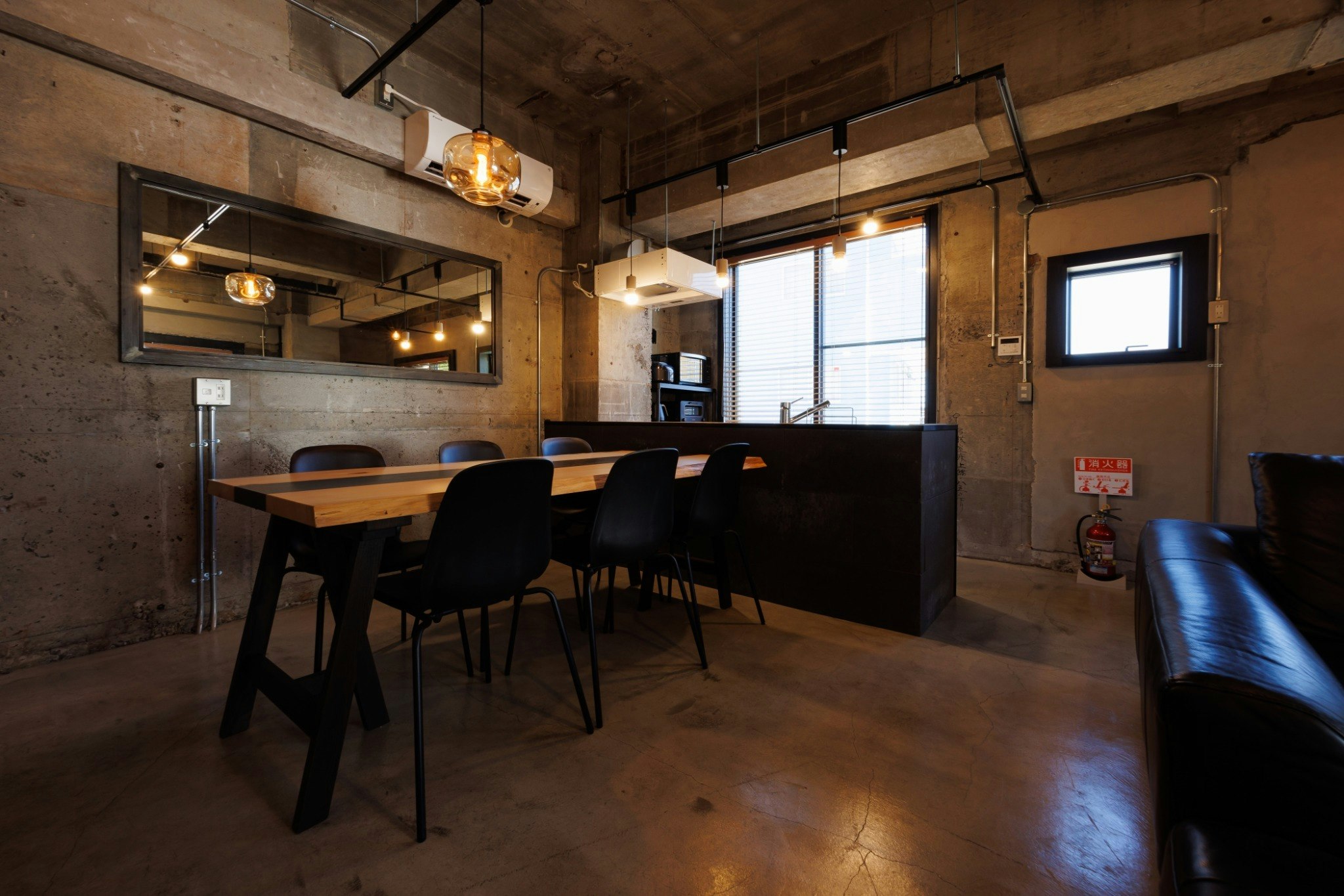 伊豆白浜ビーチ・コンビニ歩1分/オーシャンビュー/10名/BBQ/駐車場5台/ペット可/温水シャワ