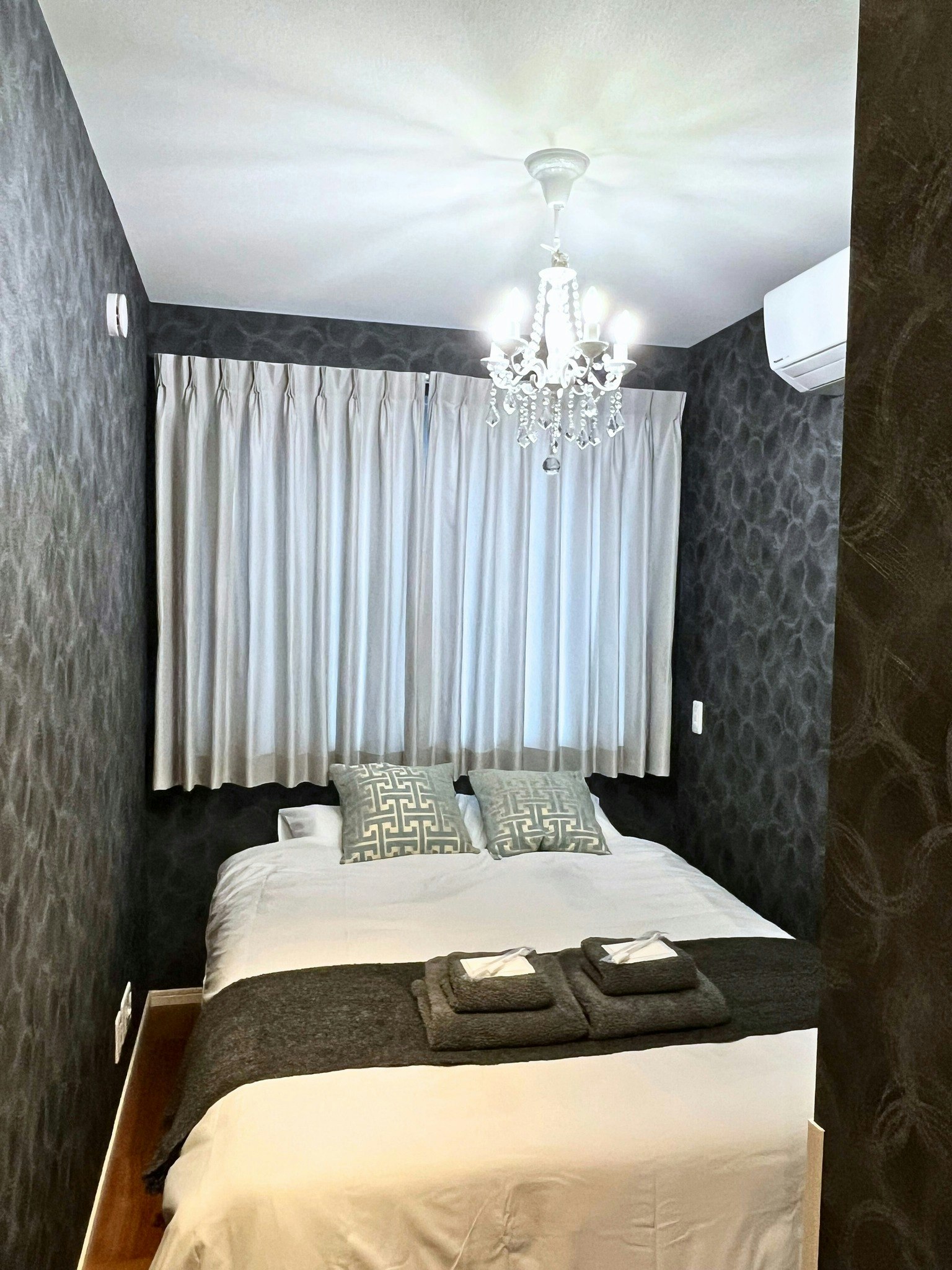 一軒家貸切!駐車場付最大9名!代々木歩3分、新宿・原宿電車2分、渋谷5分、六本木7分 ホテルライク