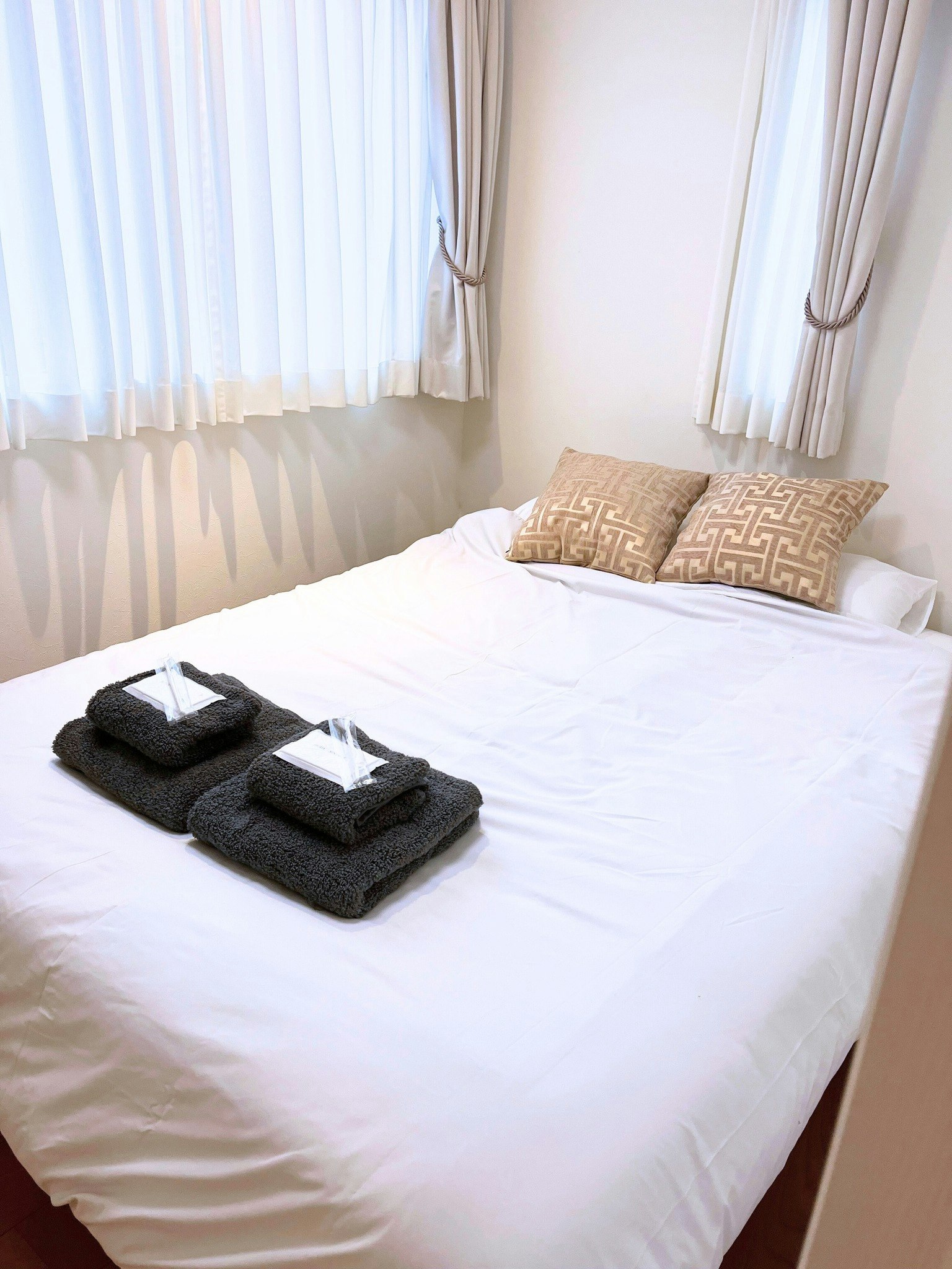 一軒家貸切!駐車場付最大9名!代々木歩3分、新宿・原宿電車2分、渋谷5分、六本木7分 ホテルライク