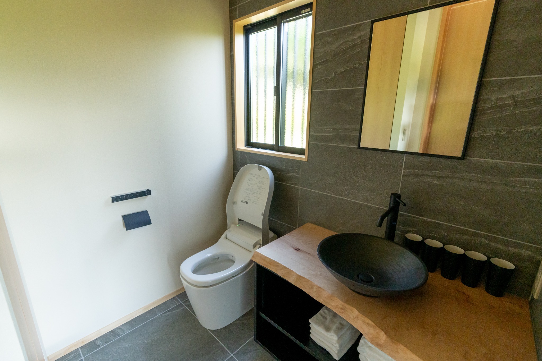 なか富士/民泊のnull