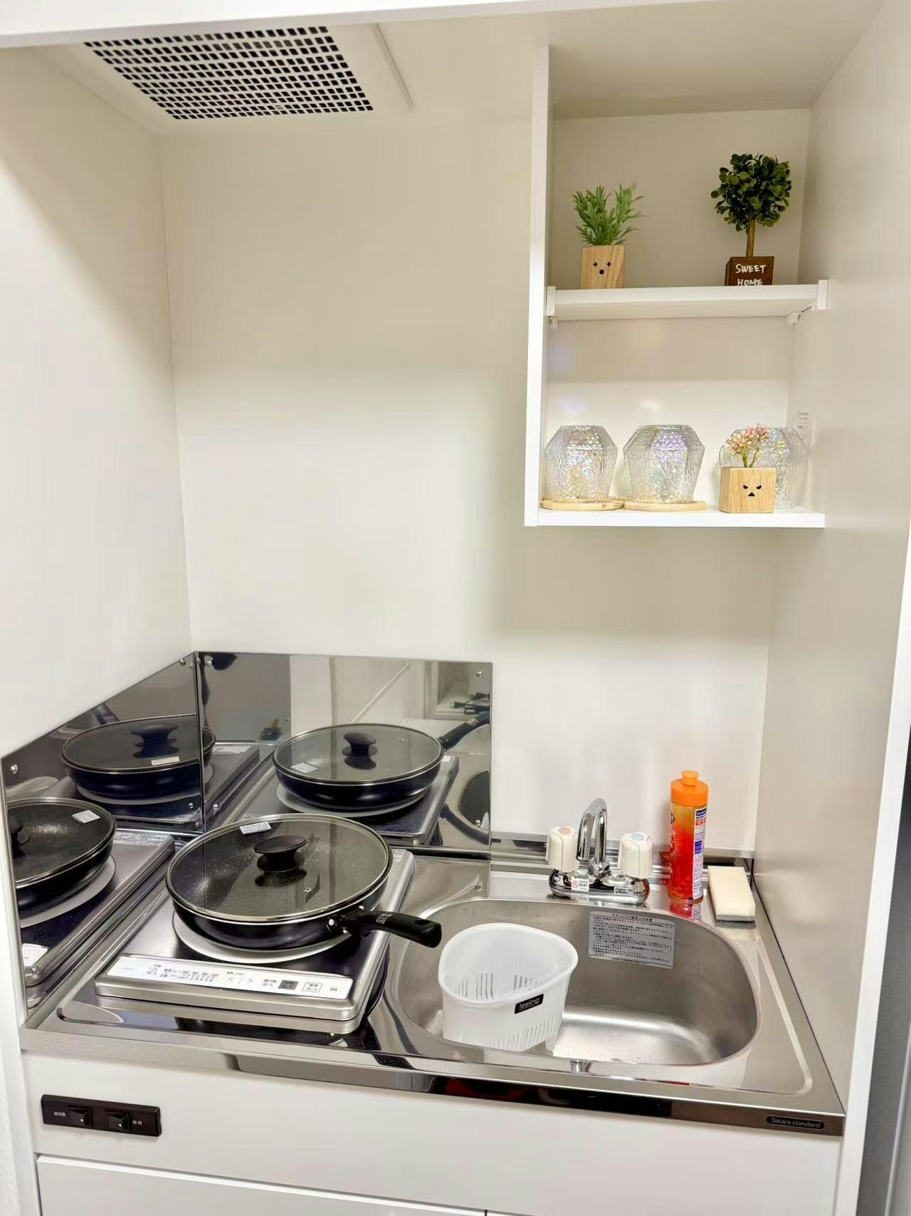 JR上野駅徒歩5分|アメ横・上野公園徒歩圏内|2ベッドルーム一軒家貸切|最大8名