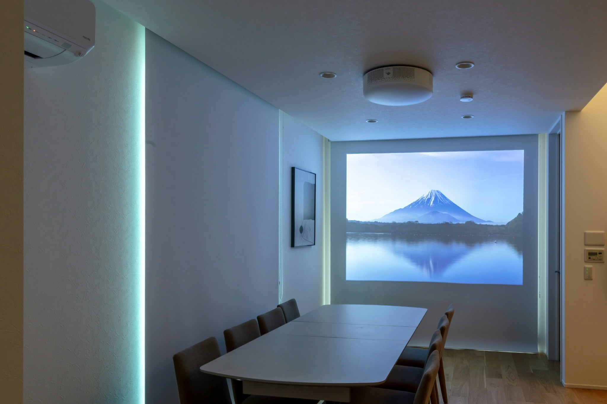 自然に囲まれた山中湖ビューの貸別荘/最大10名/BBQ可/新築3LDK/観光スポット充実