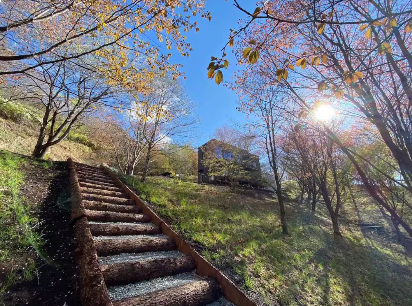 Villa030#軽井沢森の中築浅別荘#R-D4AEC9