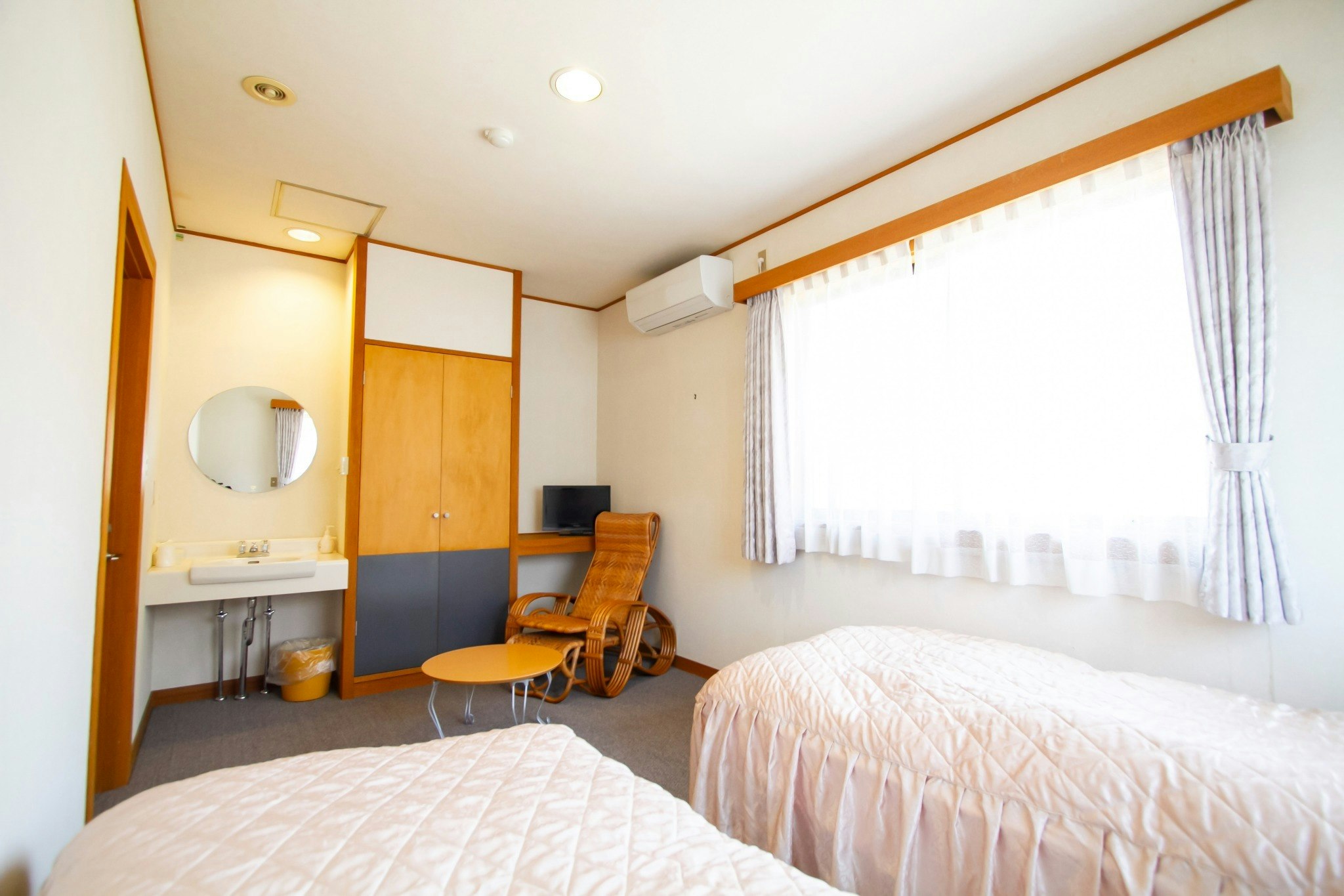 203号室 定員2名