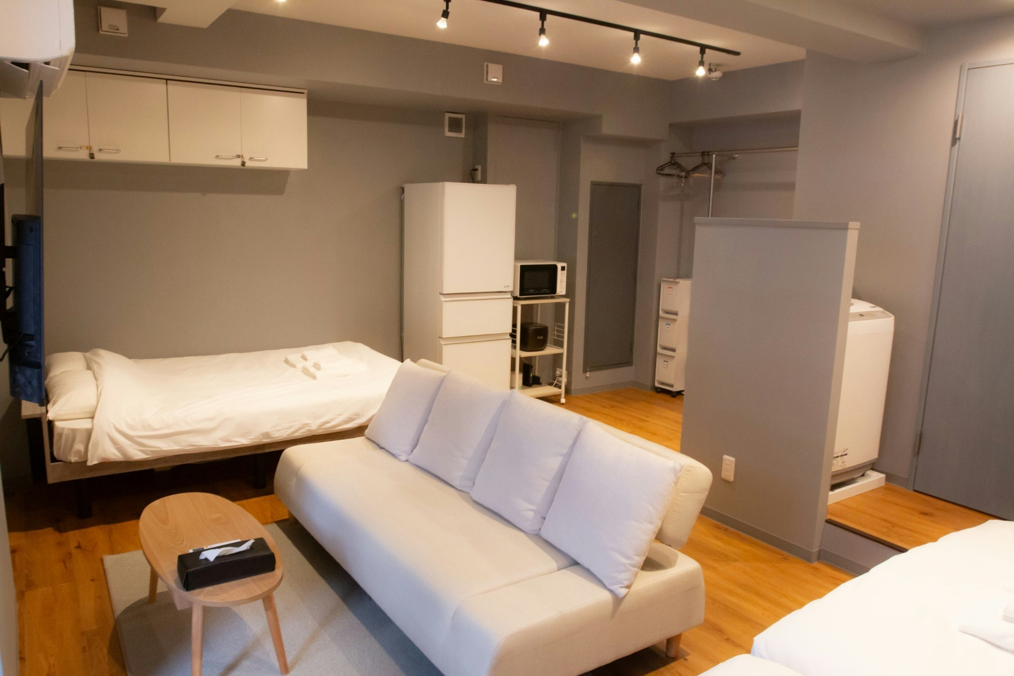 新宿駅徒歩7分の好立地物件/最大9名様宿泊可能/観光に便利/歌舞伎町