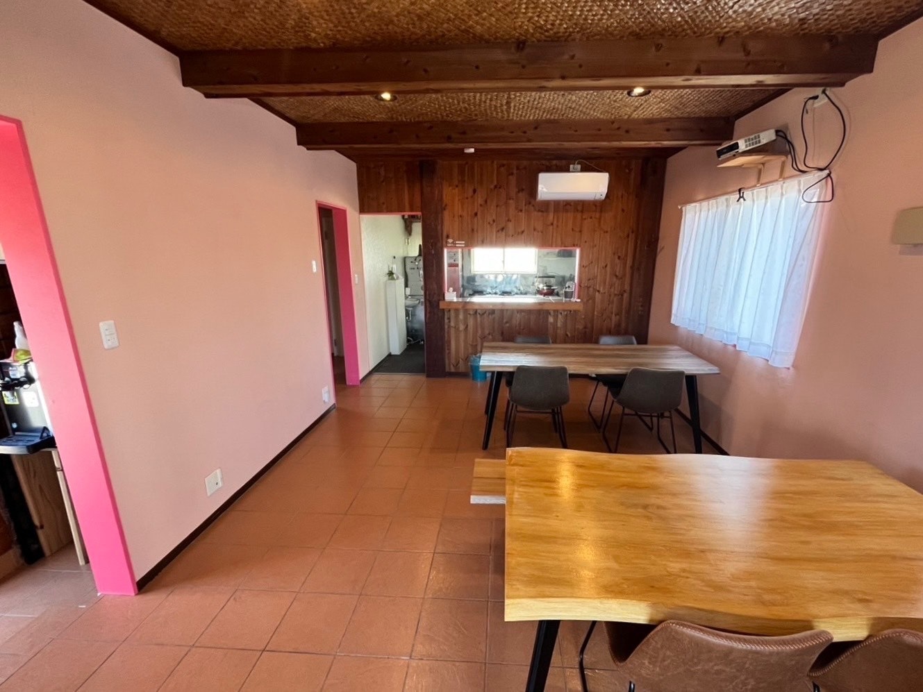 一棟貸ヴィラ(4名様〜7名様)/大画面映画鑑賞/業務用厨房設備完備•BBQ•生ビールサーバー