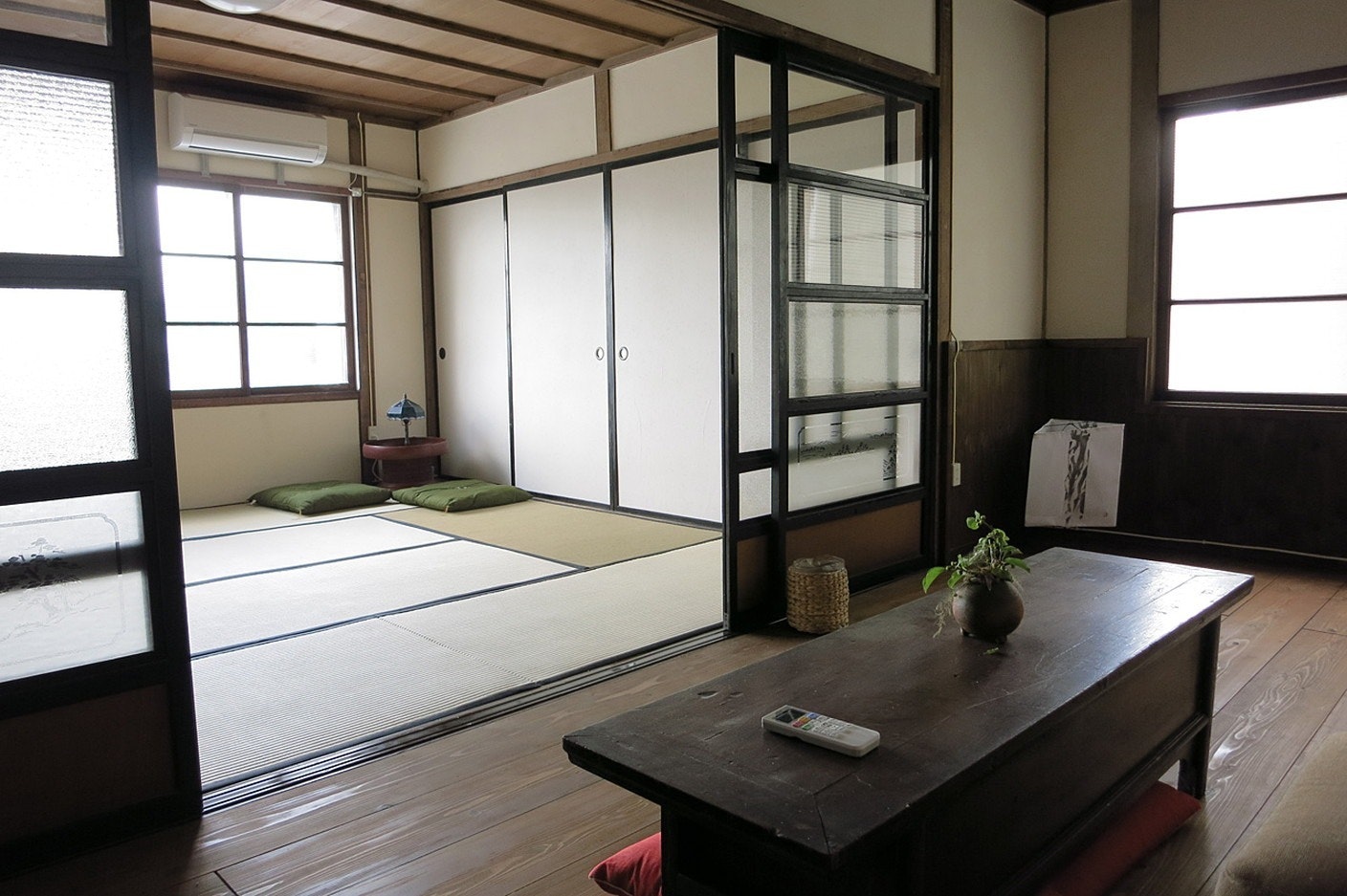 富良野駅より徒歩圏内の一棟貸しレトロ&アート