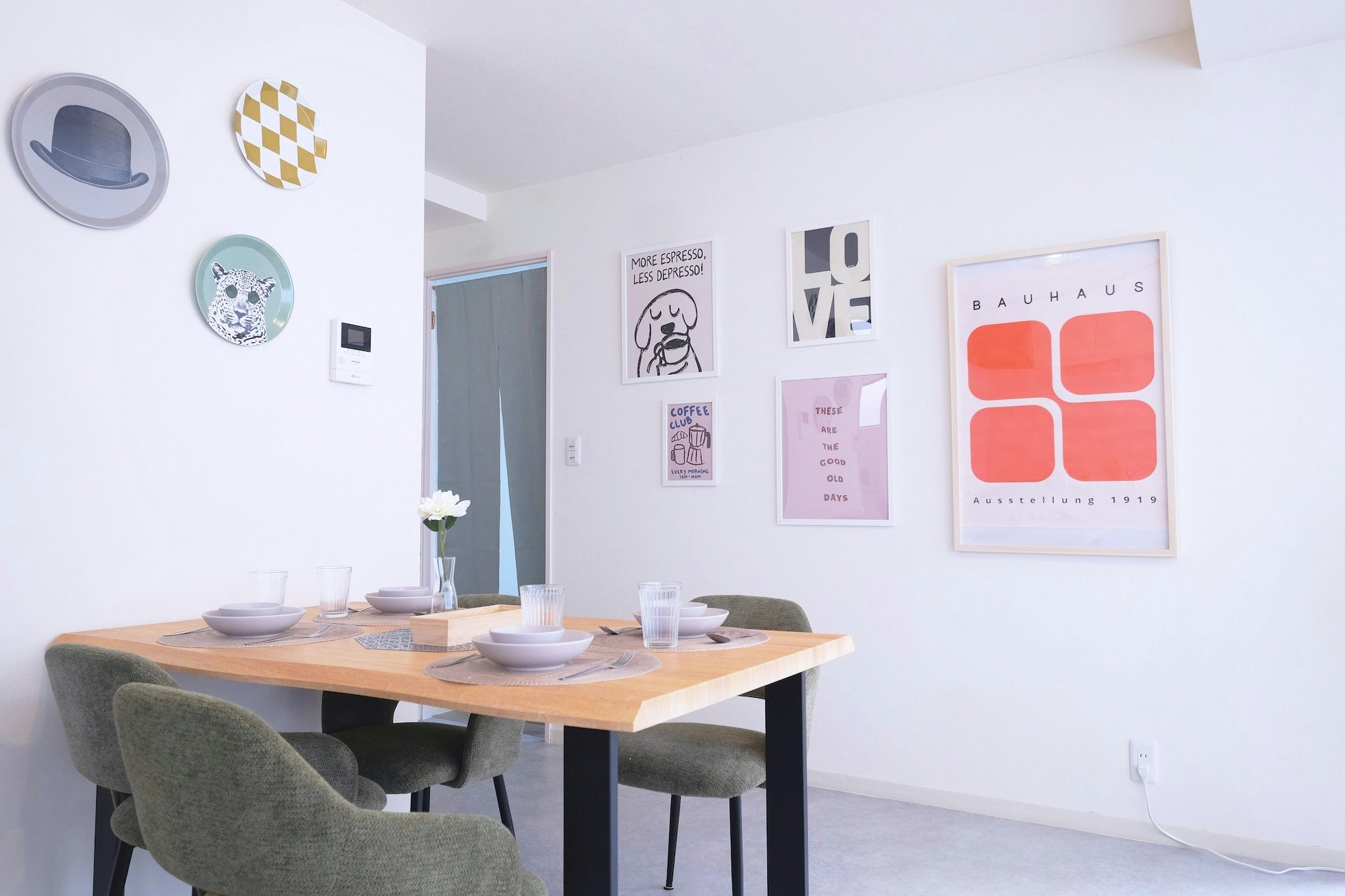 Deluxe Apt.42m2|上北沢駅2分・新宿13分|ダブルベッド2台+ソファーベッド【#201