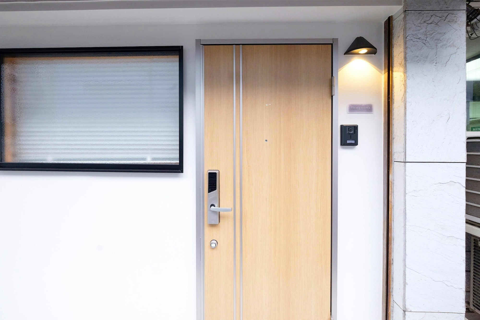 Deluxe Room 35m2 |上北沢駅2分・新宿13分|ダブルベッド2台+布団1式【#101】