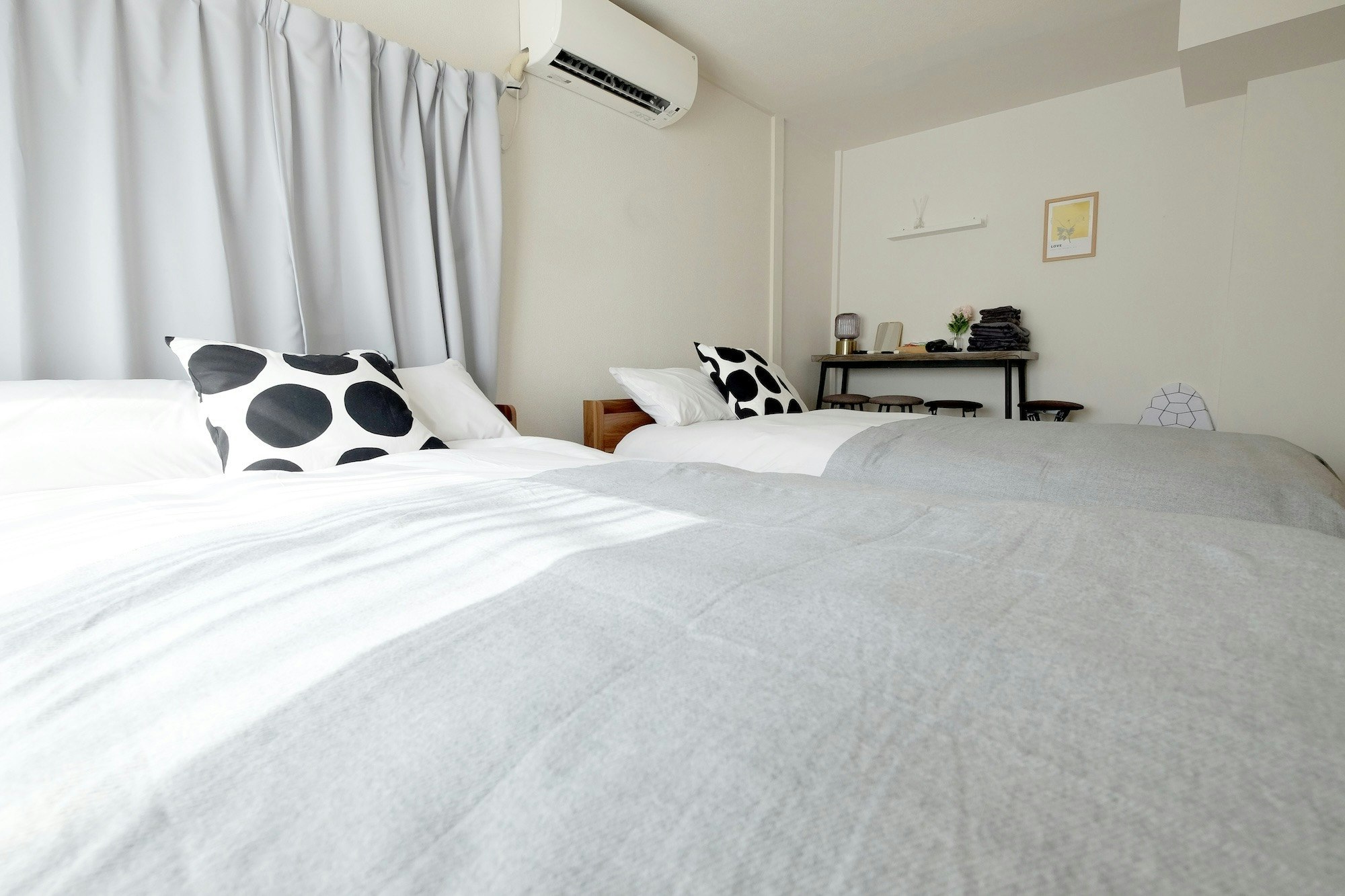 Cozy Apt.32m2 |上北沢駅2分・新宿13分|ダブルベッド2台+ソファーベッド【#301】