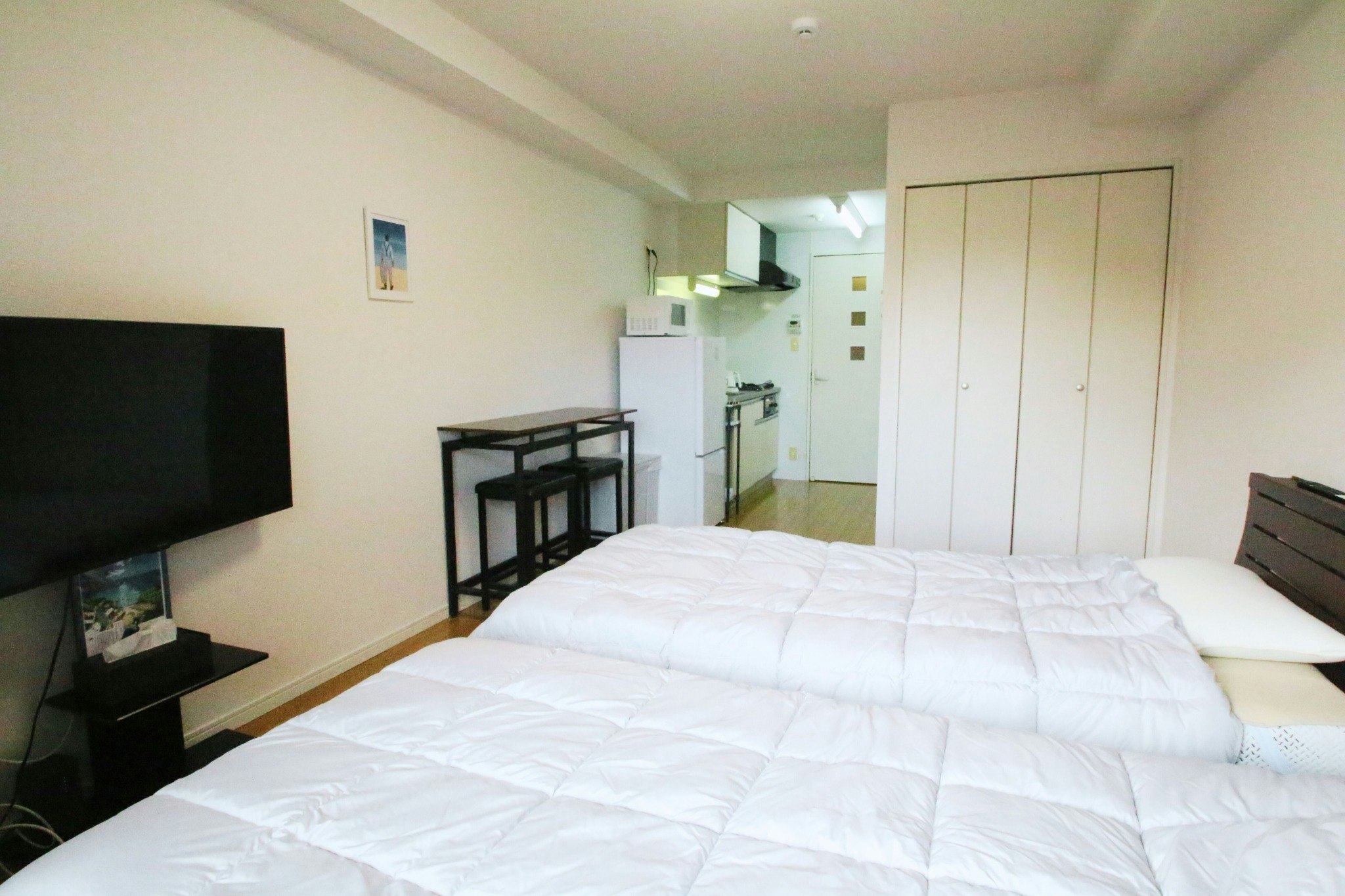 駐車場1台/交通局前駅から徒歩2分/南向きのワンルーム「オンブラージュ九品寺203号室」