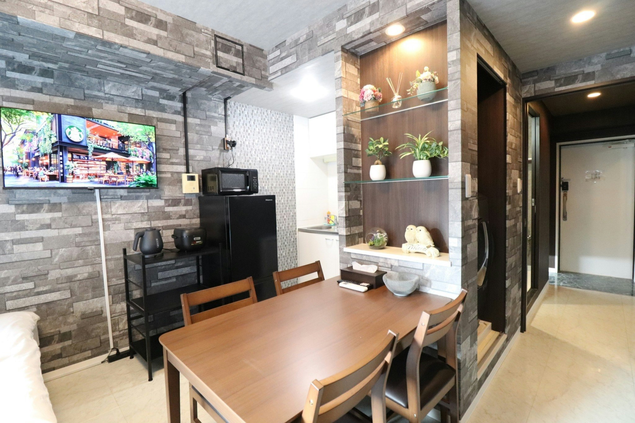 *心斎橋エリア*長堀橋駅徒歩3分|なんば・道頓堀徒歩すぐ*Wi-Fi、設備充実*デザインルーム603