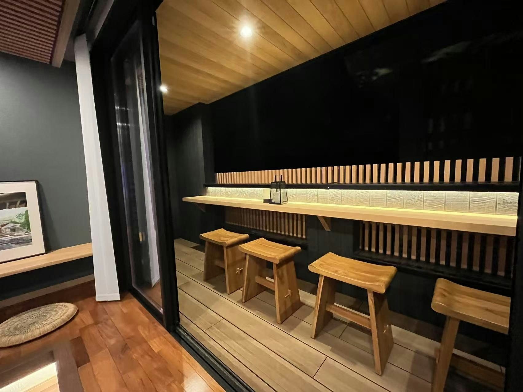 太宰府駅8分 新築  貸切152m2 最大12人、4ベッドルーム 2バスルーム美泡湯 (梅の由別邸)