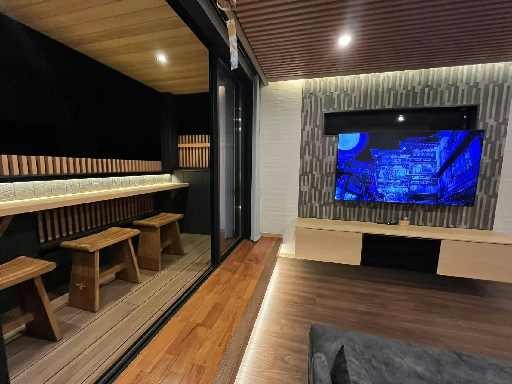 太宰府駅8分 新築  貸切152m2 最大12人、4ベッドルーム 2バスルーム美泡湯 (梅の由別邸)