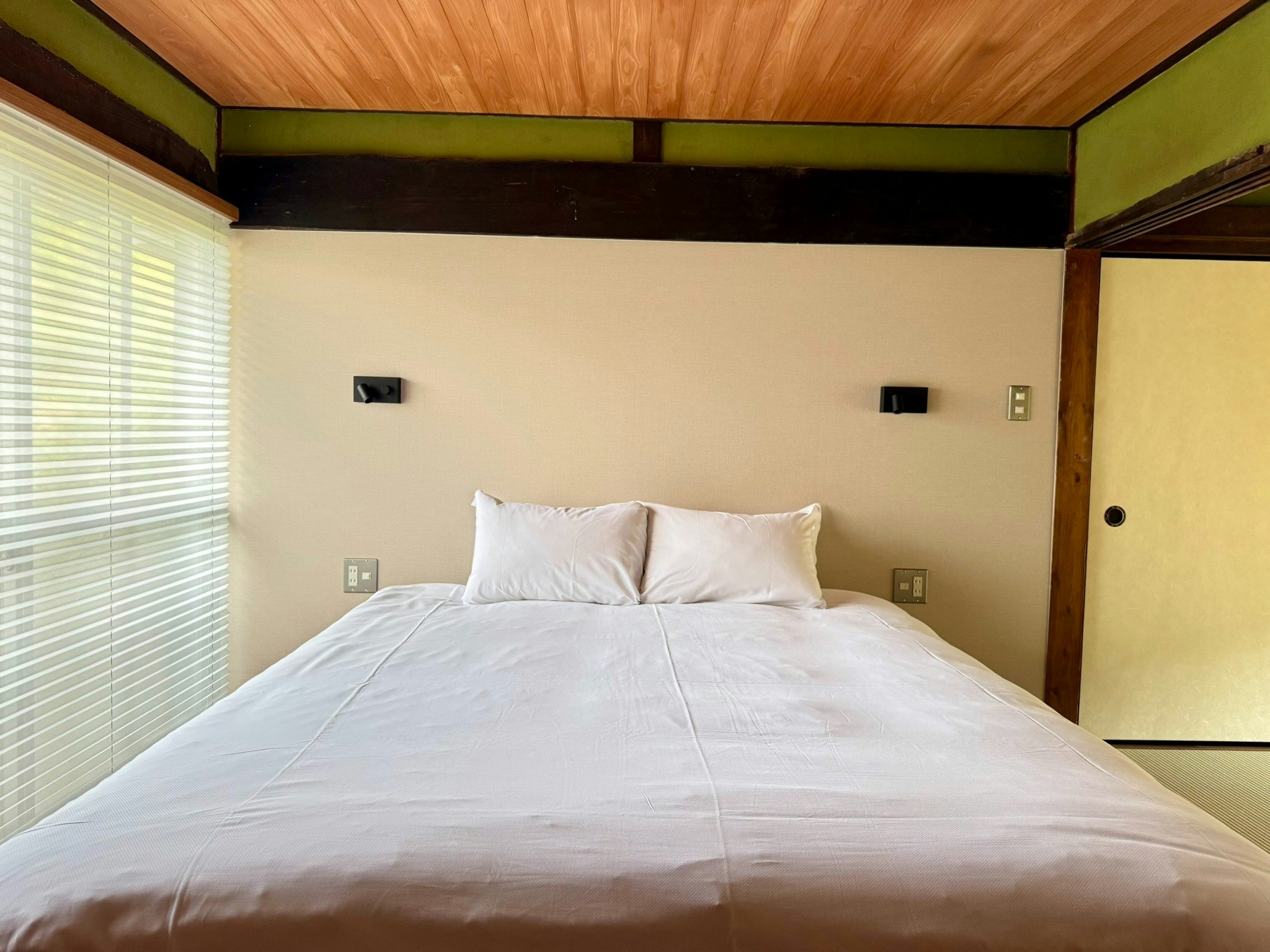 瀬戸内・豊島|静かな集落に佇む一棟貸し宿 「花鳥(あとり)」