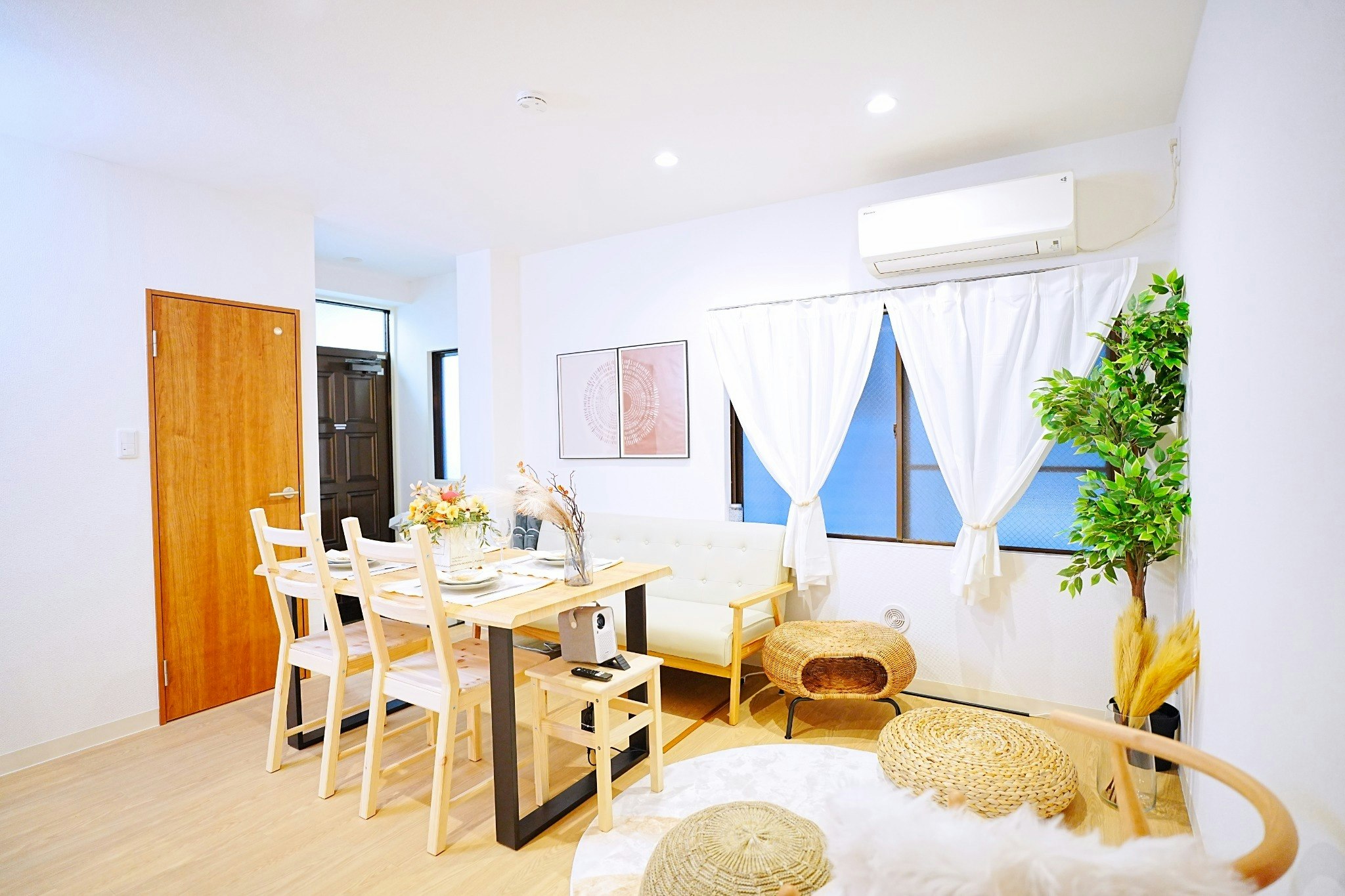 巨大ベットとボヘミアンアートで癒される|スカイツリー・浅草|駅徒歩2分